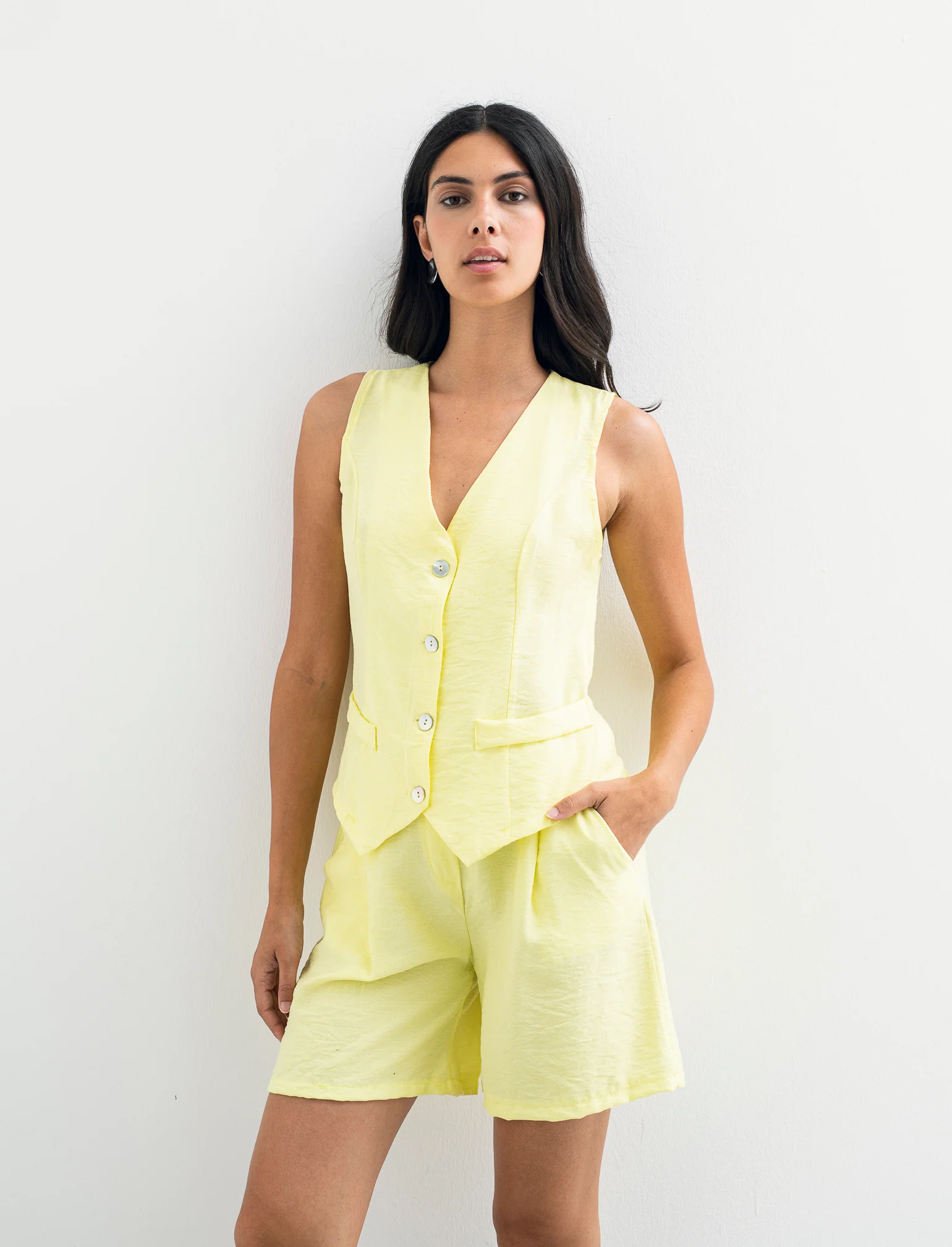 Gilet con bottoni in viscosa - Giallo - Image 4