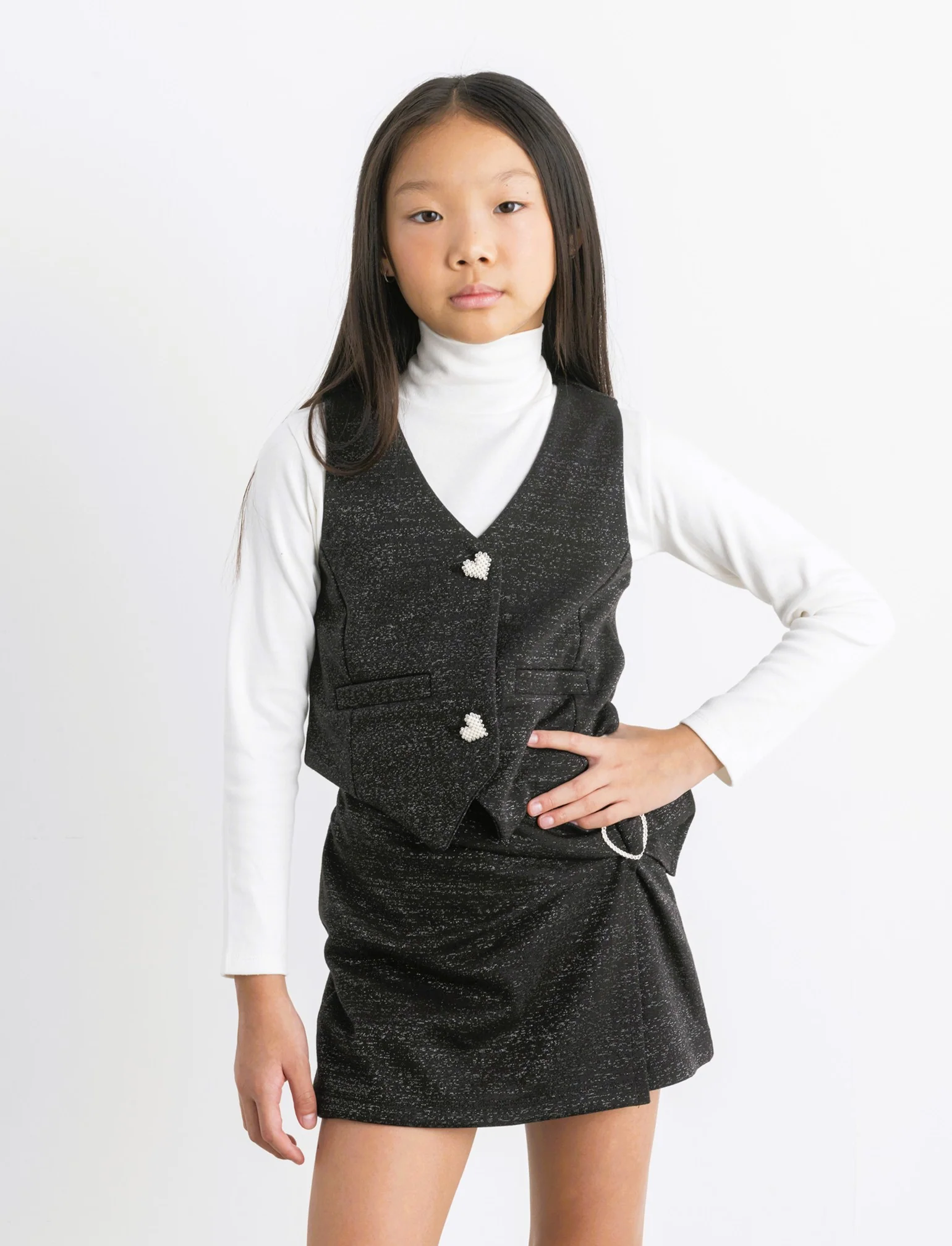 Gilet da bambina con bottoni gioiello. - Nero - Image 3