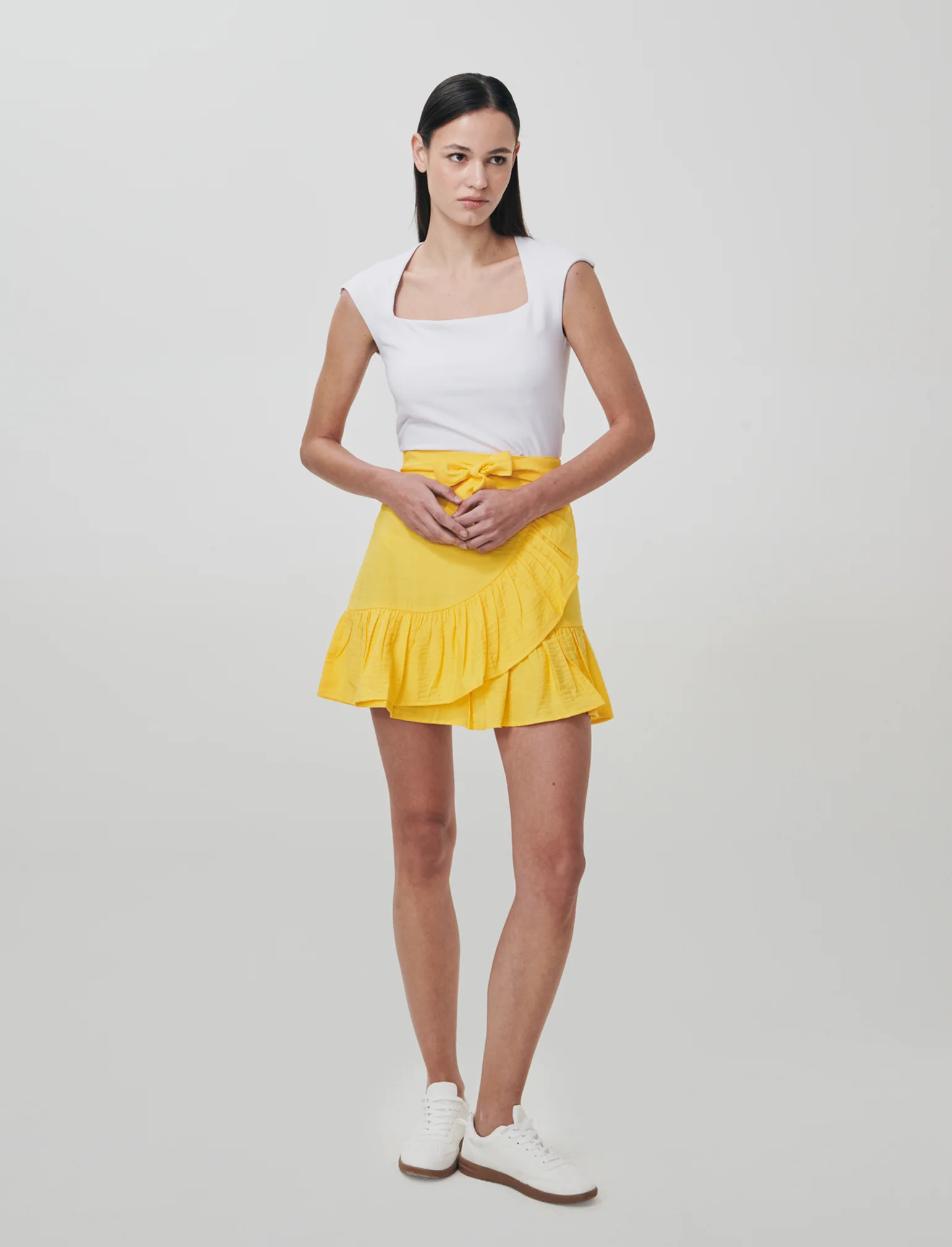Gonna corta con rouches e fiocco davanti - Giallo limone - Image 4