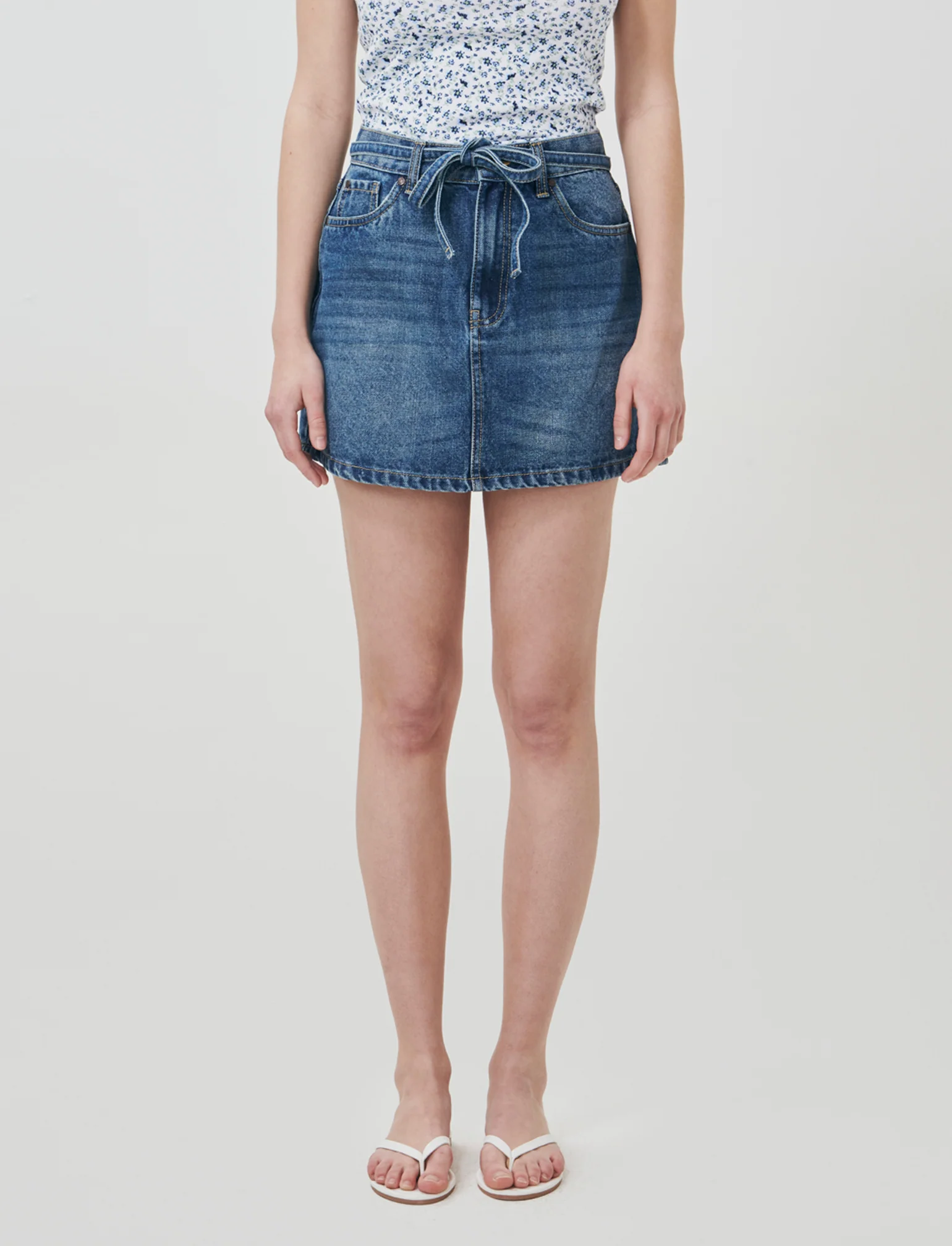 Gonna corta denim con cordino in vita - DENIM SCURO - Image 3