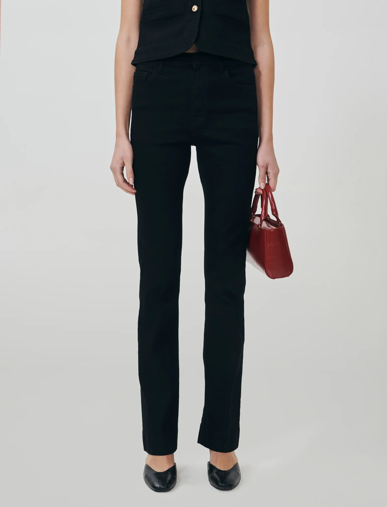 Jeans a Zampa Vita Alta con Tasche - Nero - Image 2