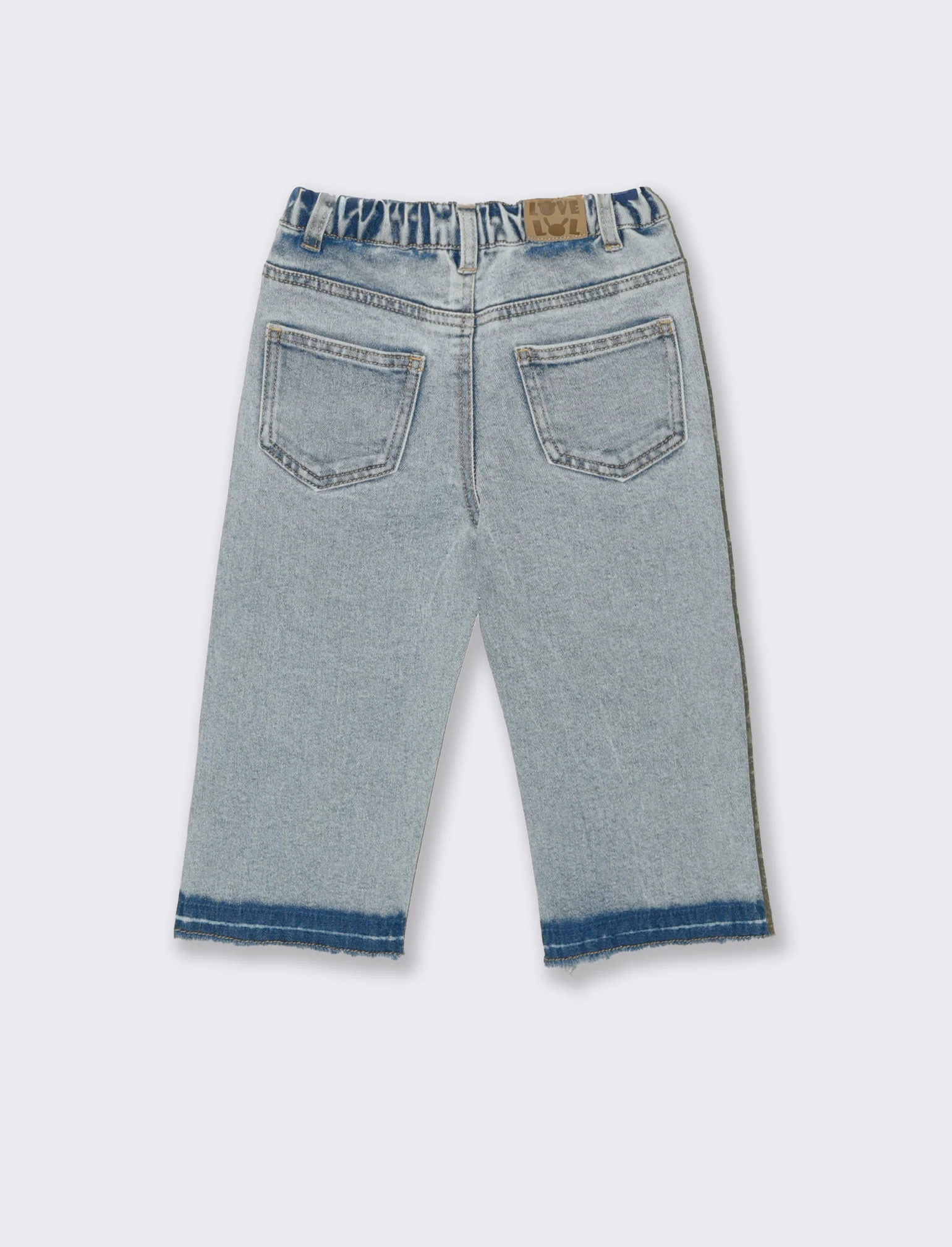 Jeans ampi con tasche e fondo sfrangiato - Denim chiaro - Image 2