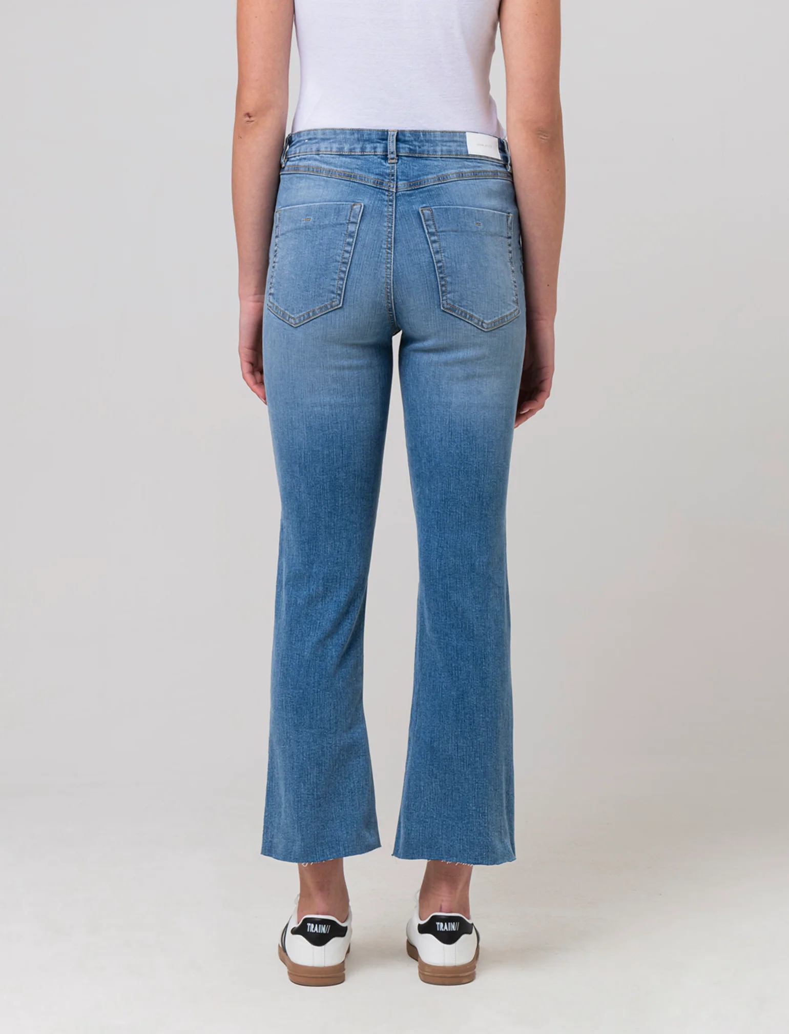 Jeans basico alla caviglia da donna - Denim