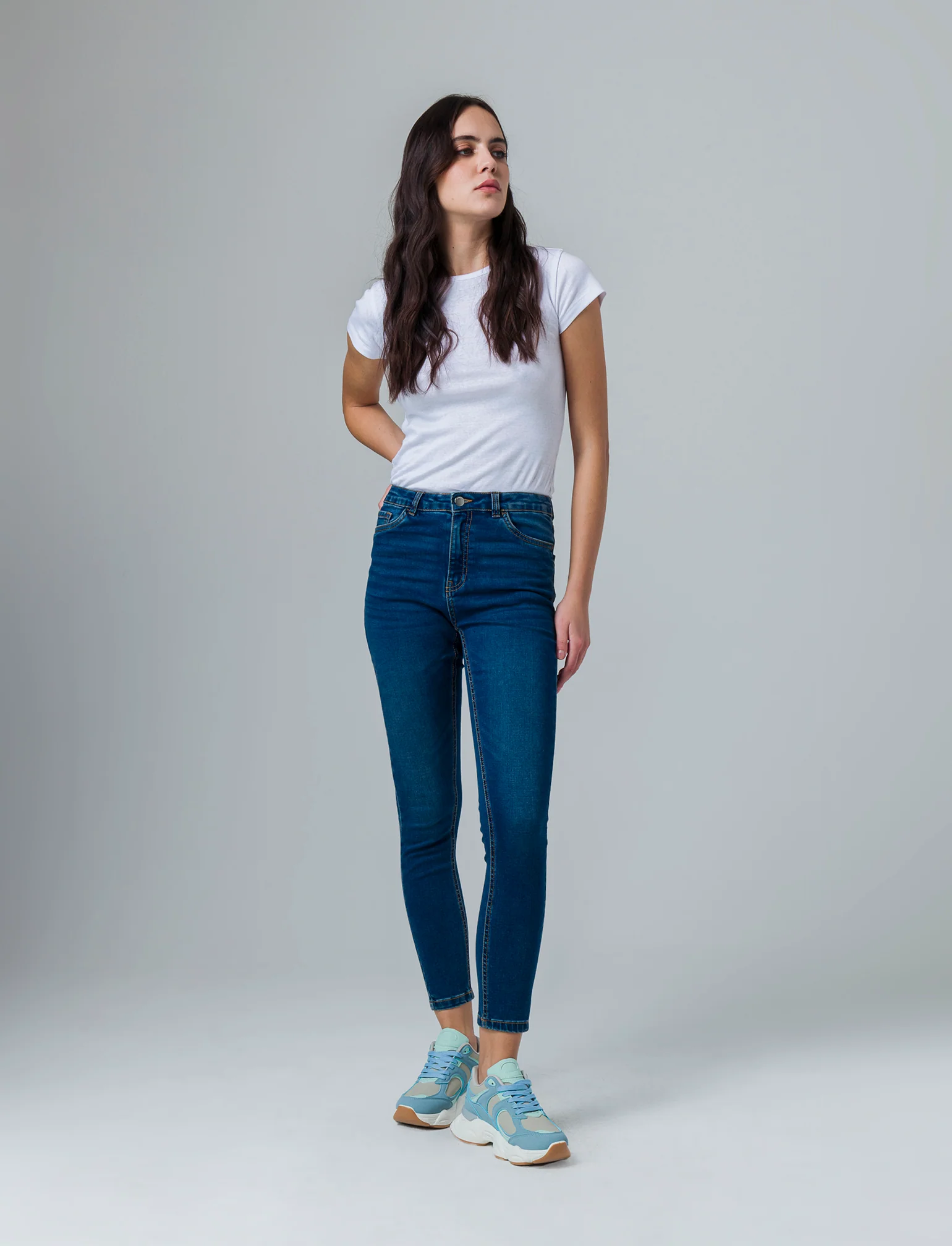 Jeans basico skinny da donna - DENIM SCURO - Image 2