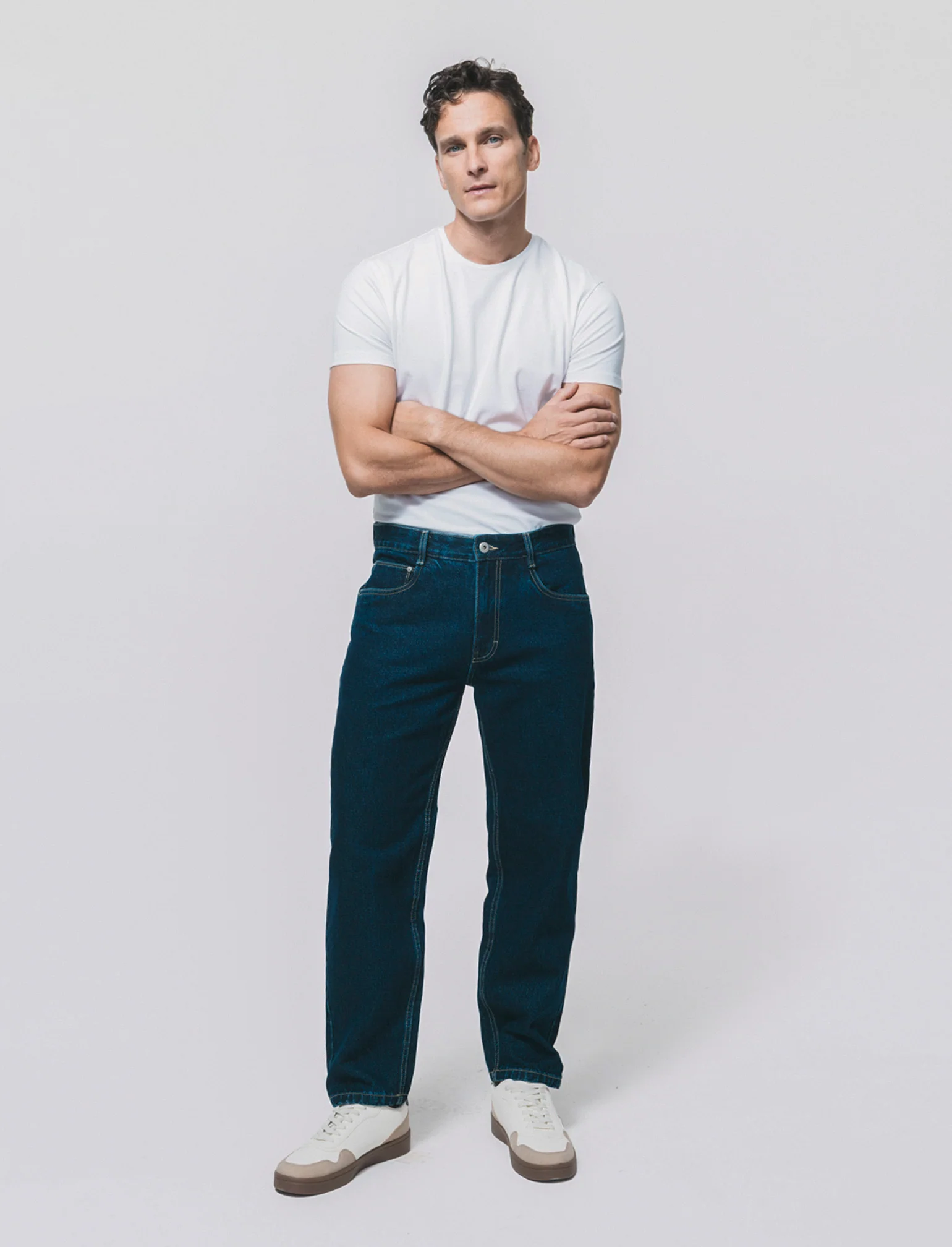 Jeans blu scuro straight fit effetto slavato - DENIM SCURO - Image 3