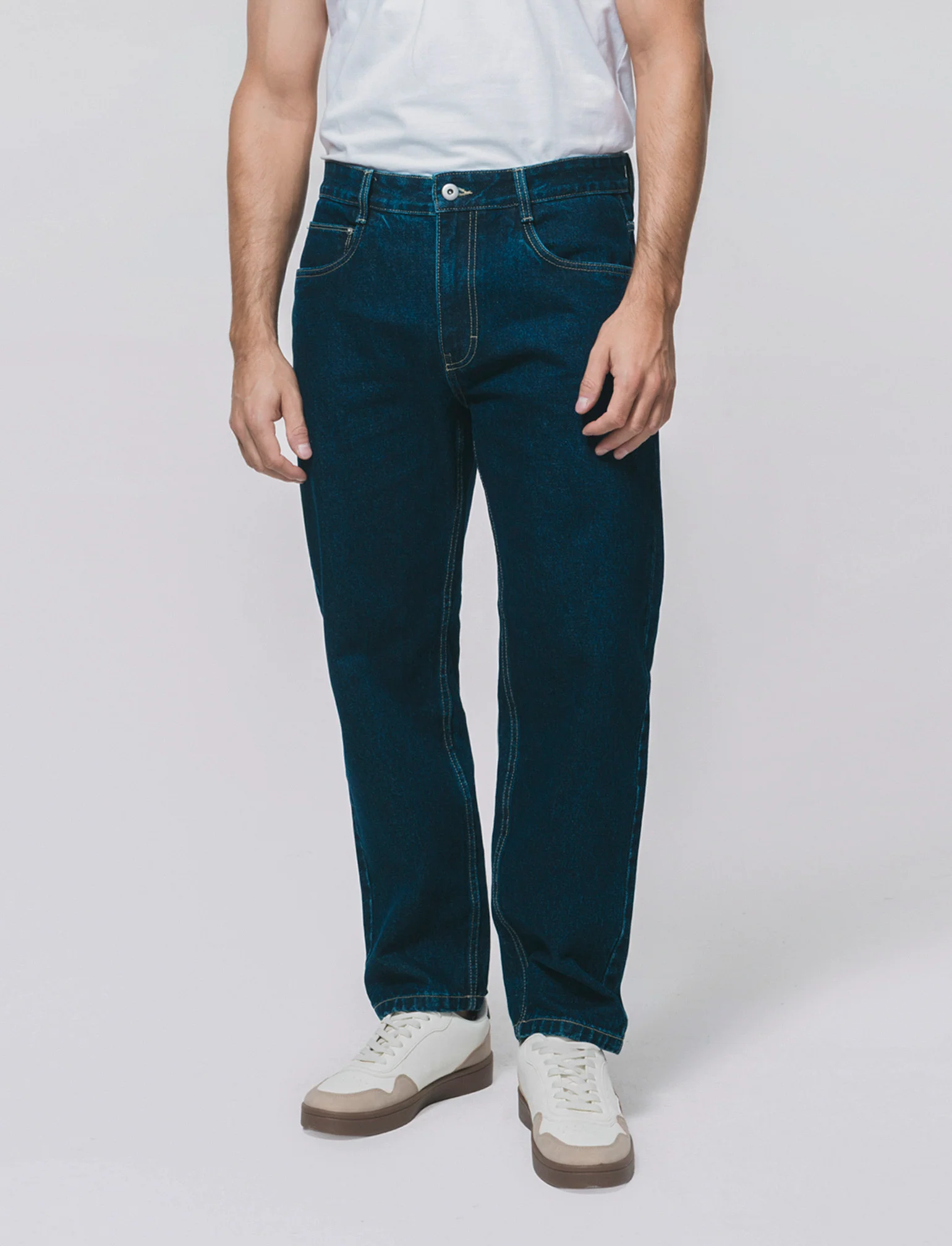 Jeans blu scuro straight fit effetto slavato - DENIM SCURO - Image 4