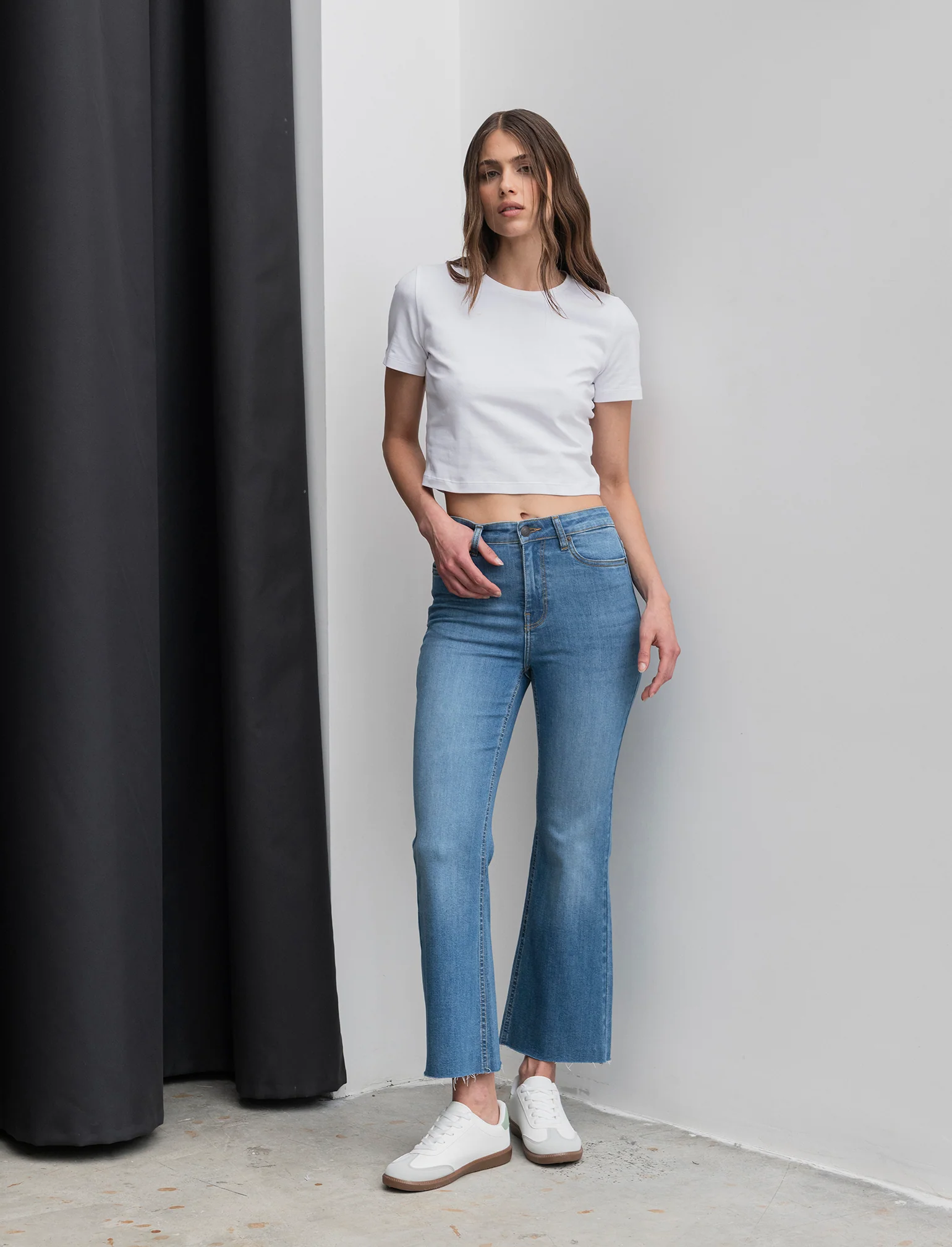 JEANS CROPPED FLARE - Denim - Image 3