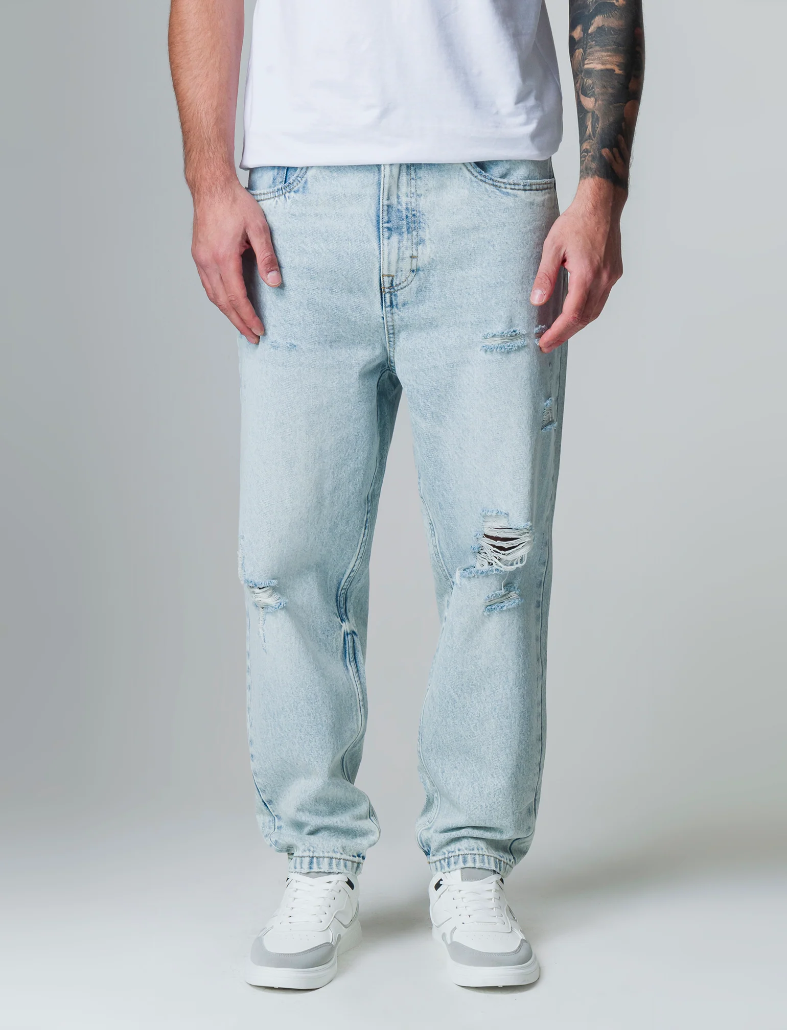 Jeans denim chiaro loose fit con strappi da uomo - Denim chiaro