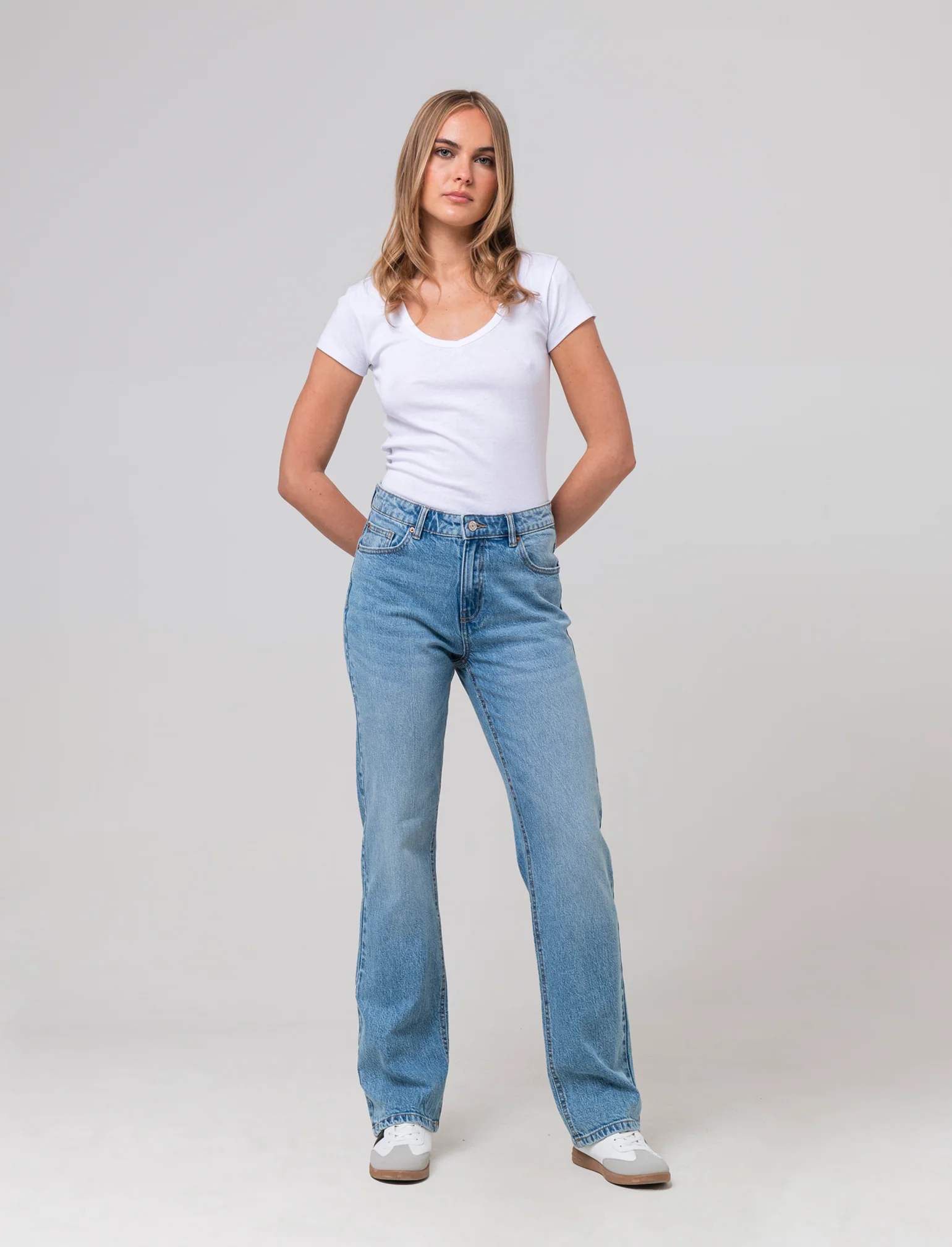 Jeans gamba diritta da donna - Denim chiaro - Image 2