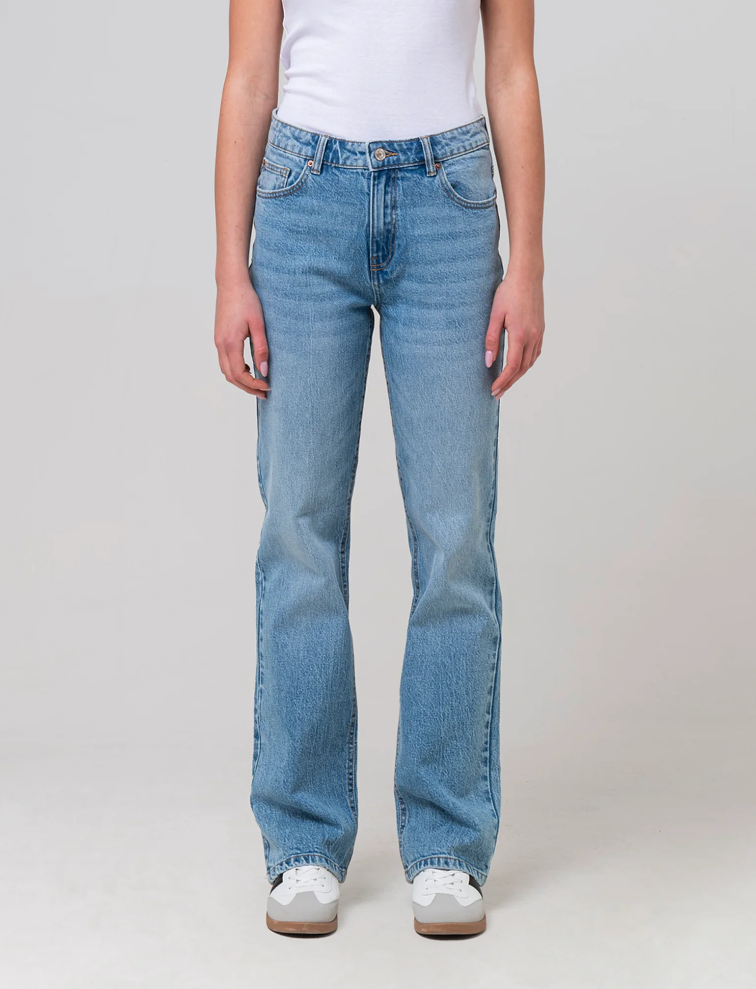 Jeans gamba diritta da donna - Denim chiaro - Image 3