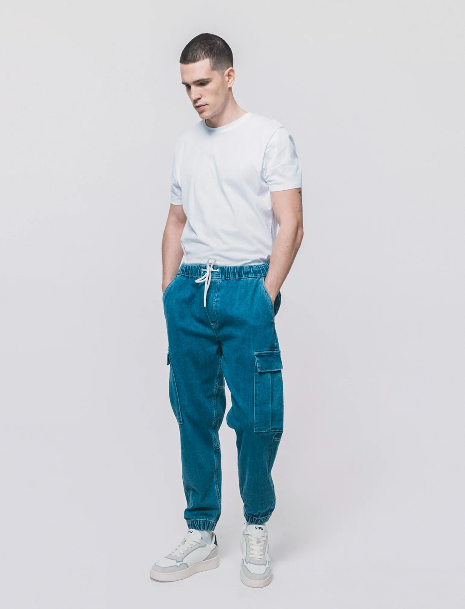 Jeans jogger cargo fit blu medio - Denim - Image 2