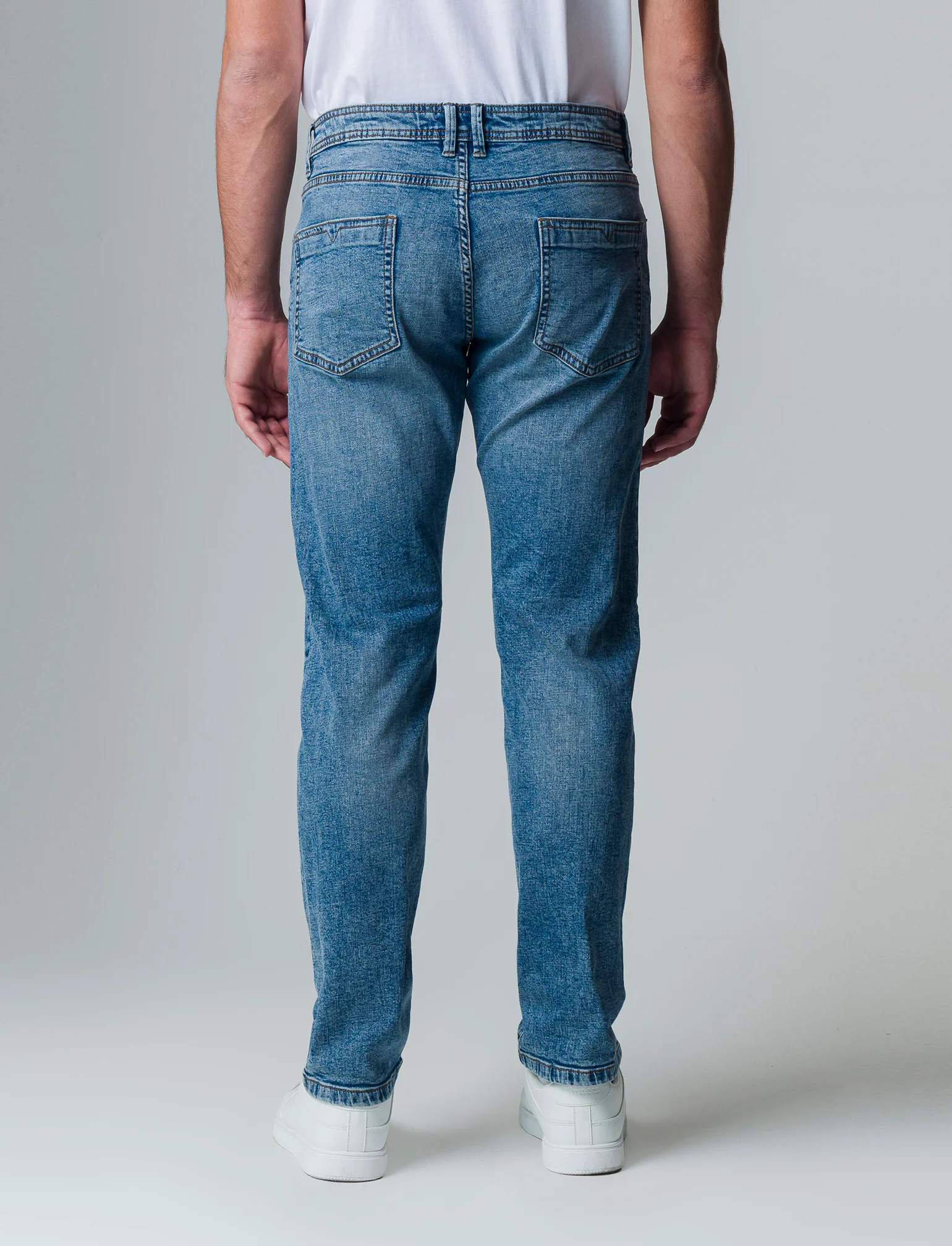 Jeans regular fit blu chiaro da uomo - Denim - Image 2