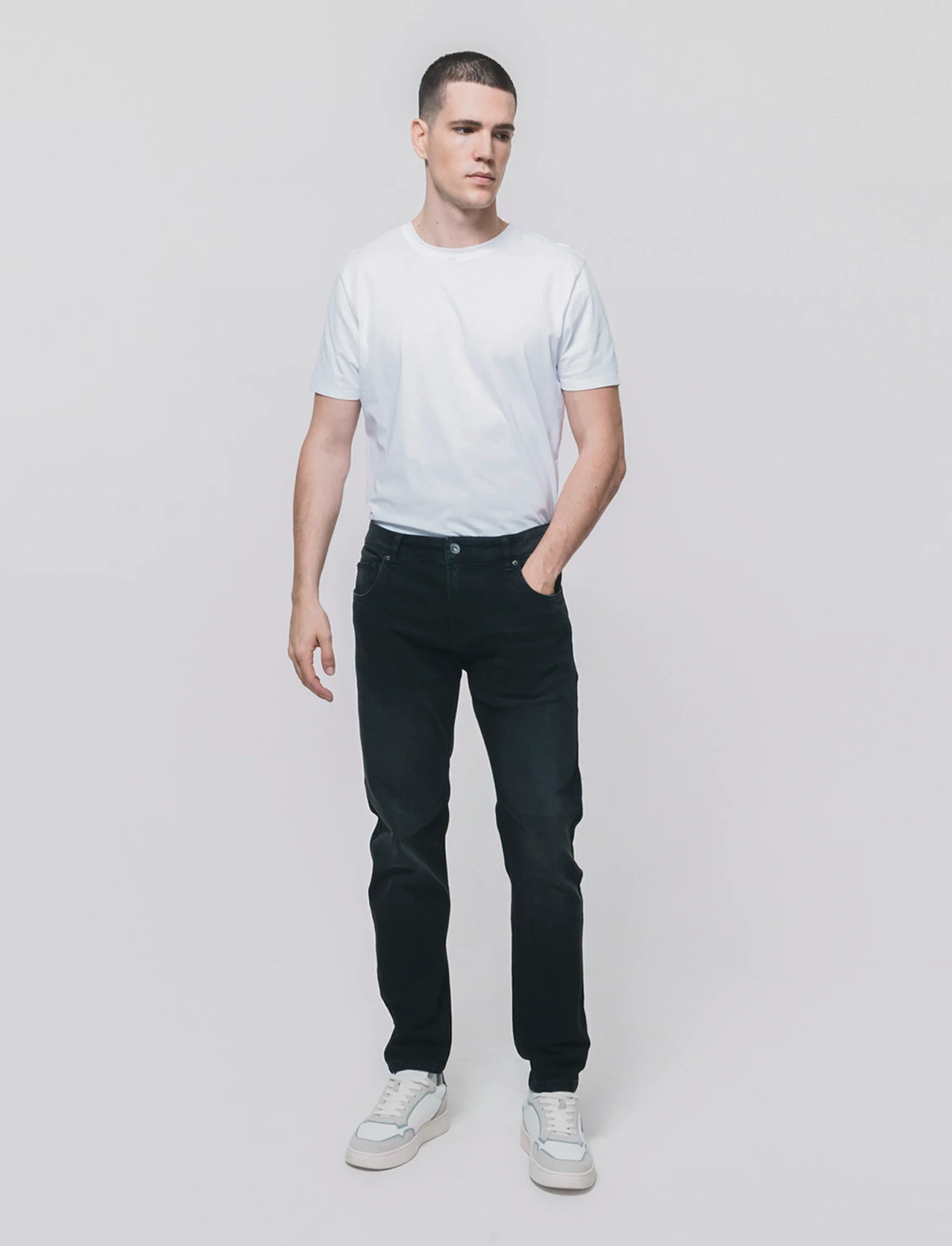 Jeans skinny fit nero effetto slavato - Nero - Image 2