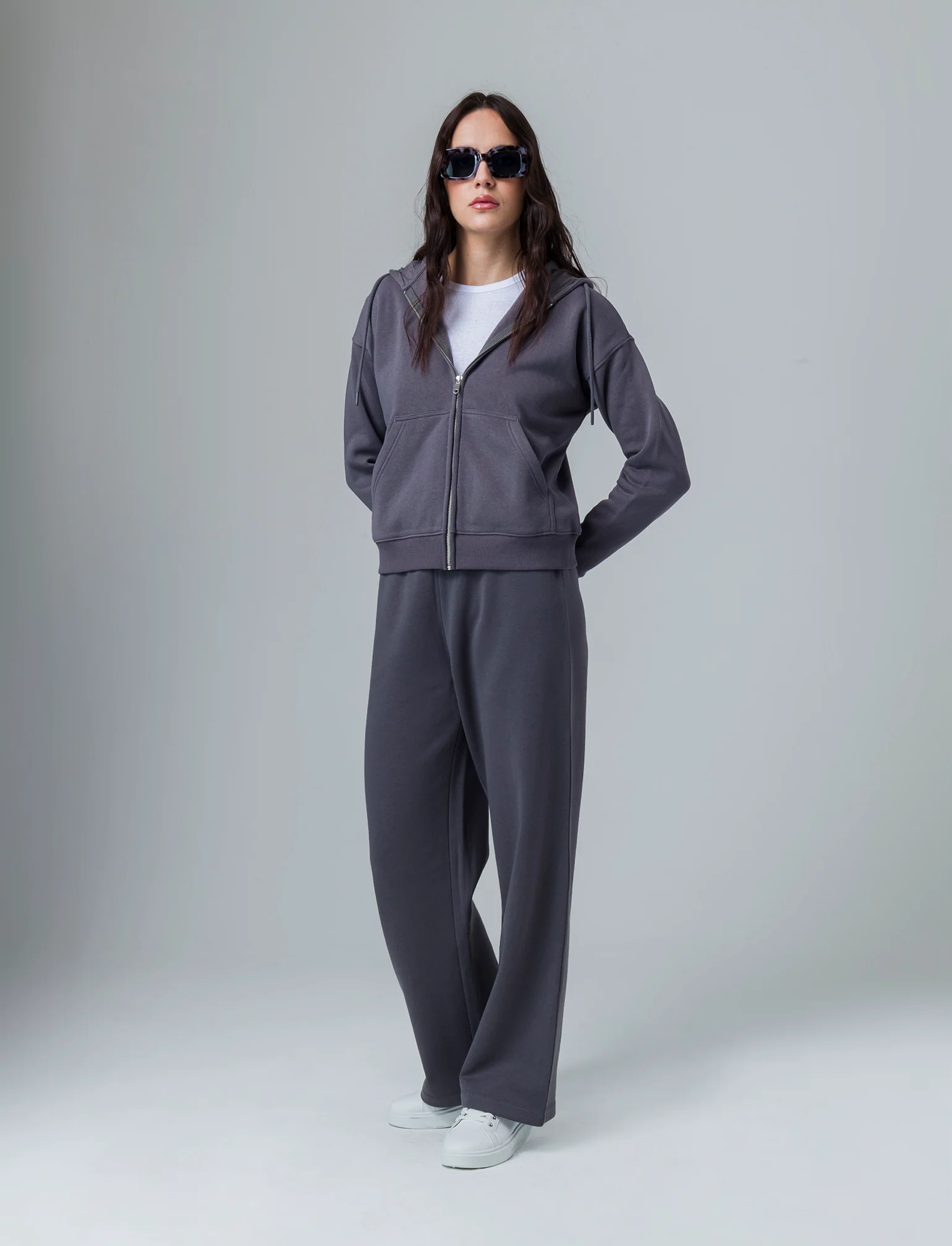 Jogger basico flare da donna - Grigio piombo - Image 3
