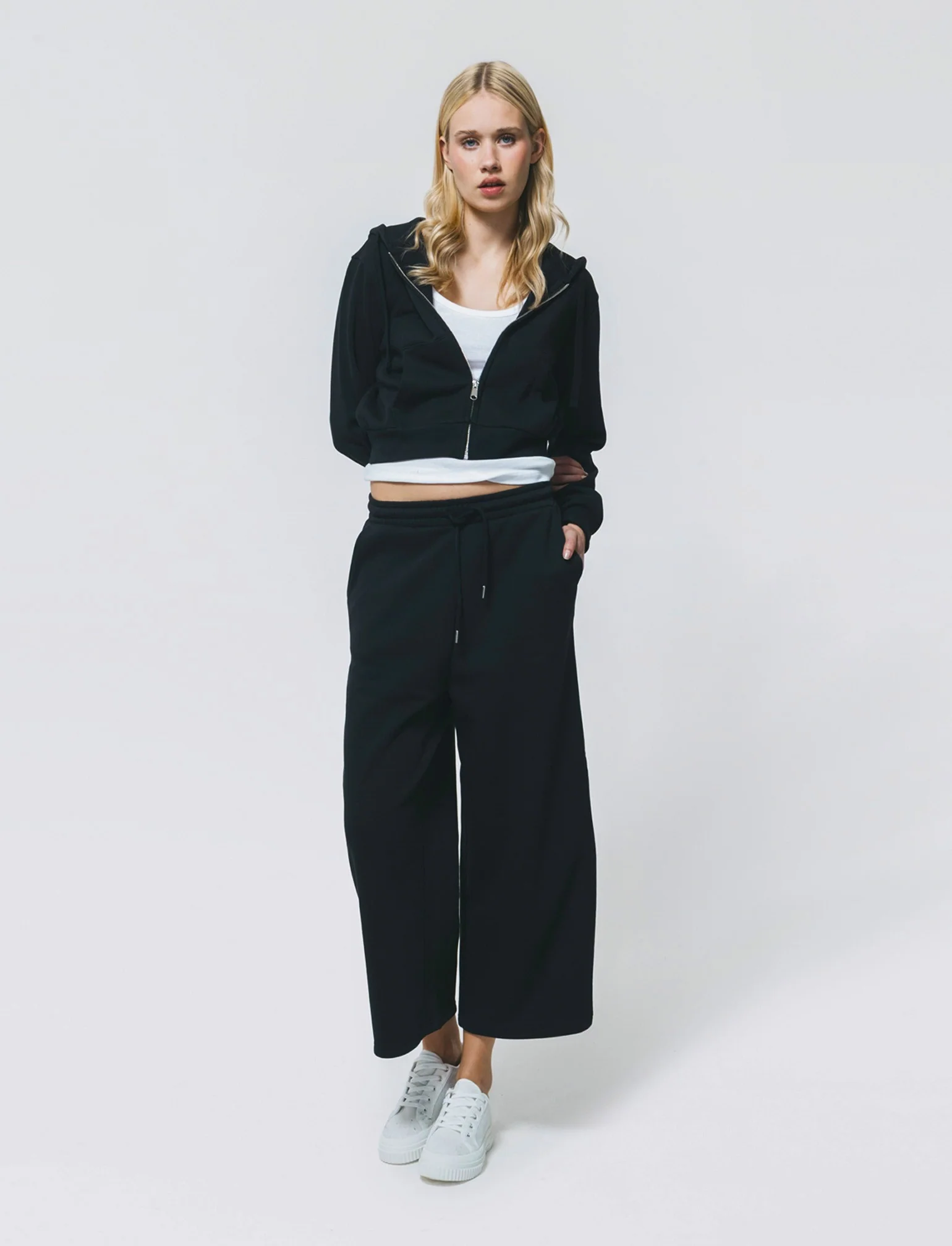 Jogger Culotte con Coulisse in Vita - Nero - Image 3