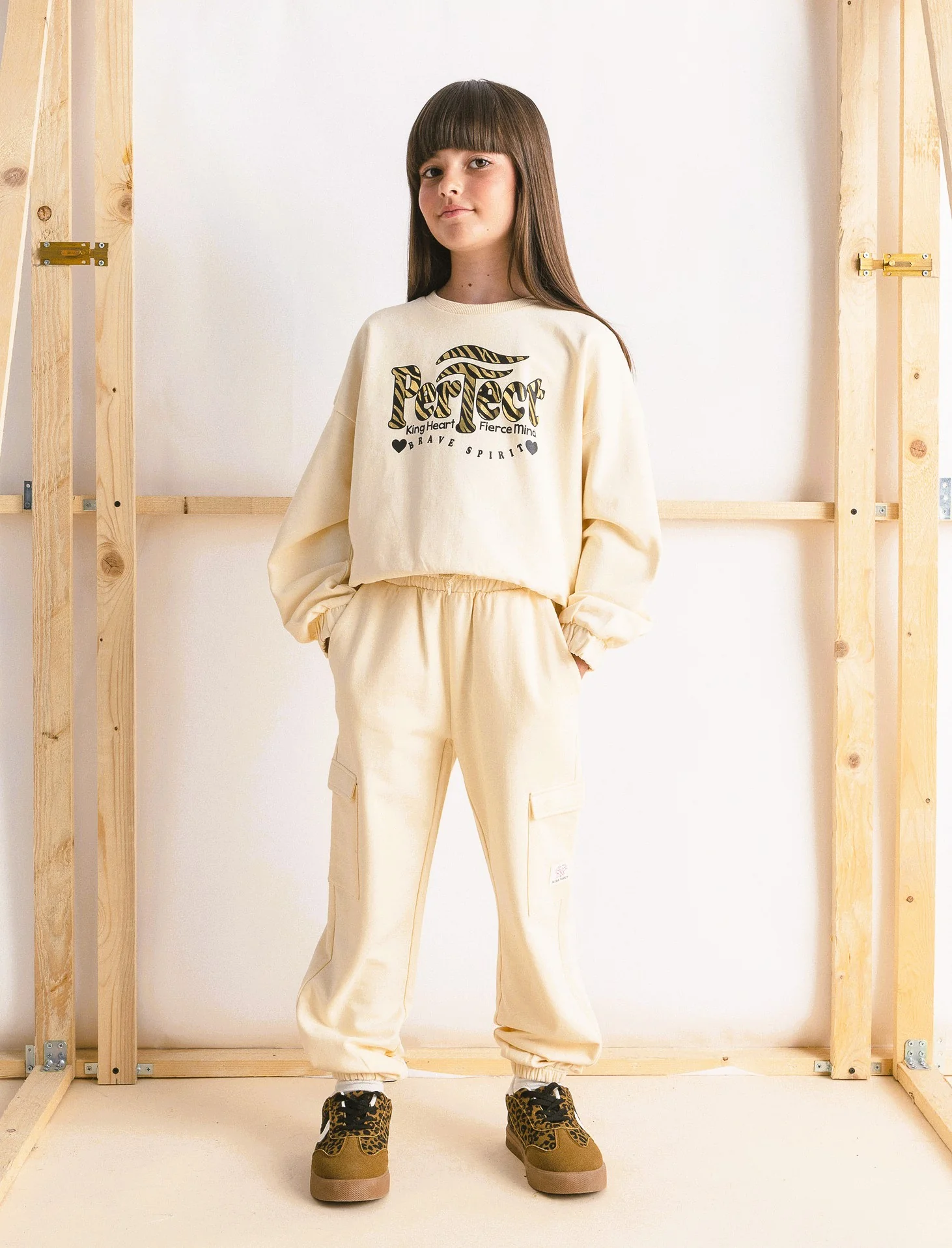 Jogger da bambina - Beige - Image 2