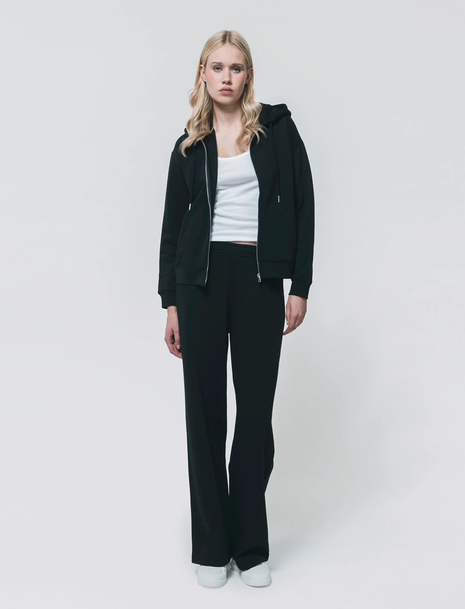 Jogger Flare con Elastico in Vita - Nero - Image 3
