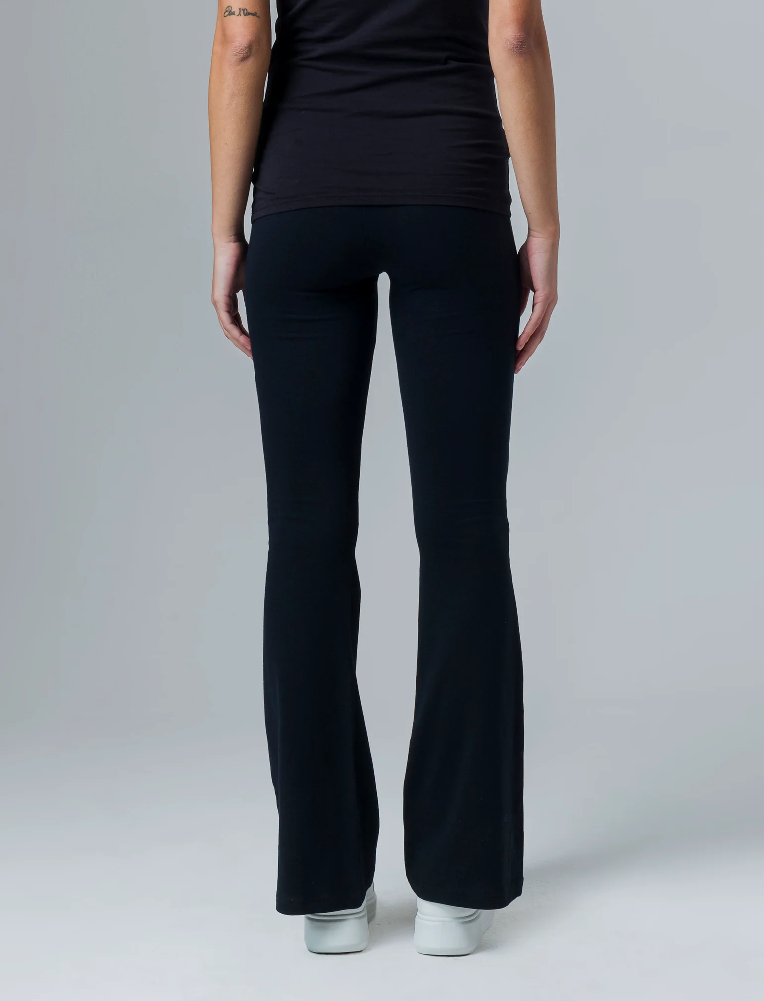 Legging basico flare da donna - Nero - Image 2