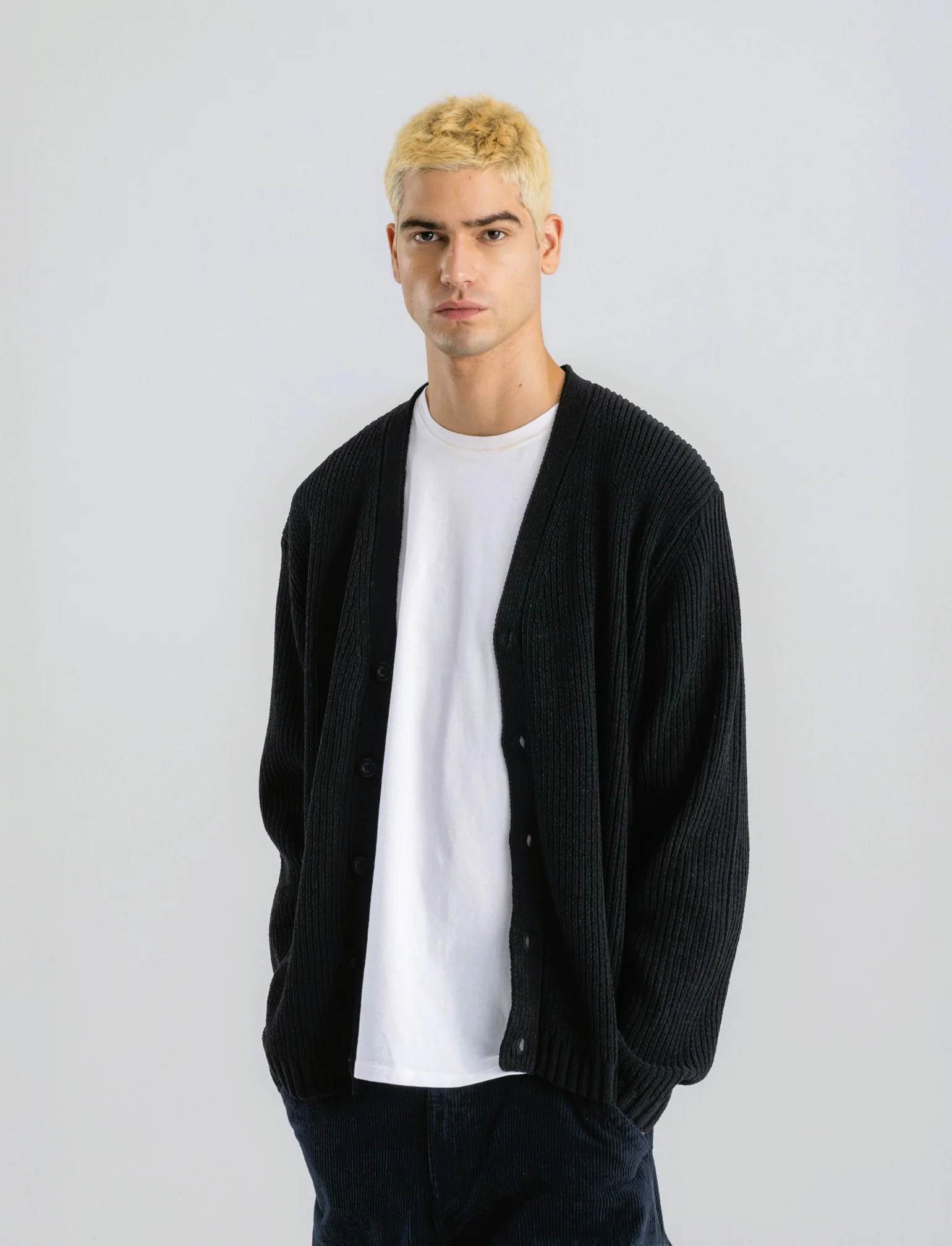 MAGLIA CARDIGAN IN CINIGLIA A COSTE - Nero - Image 3
