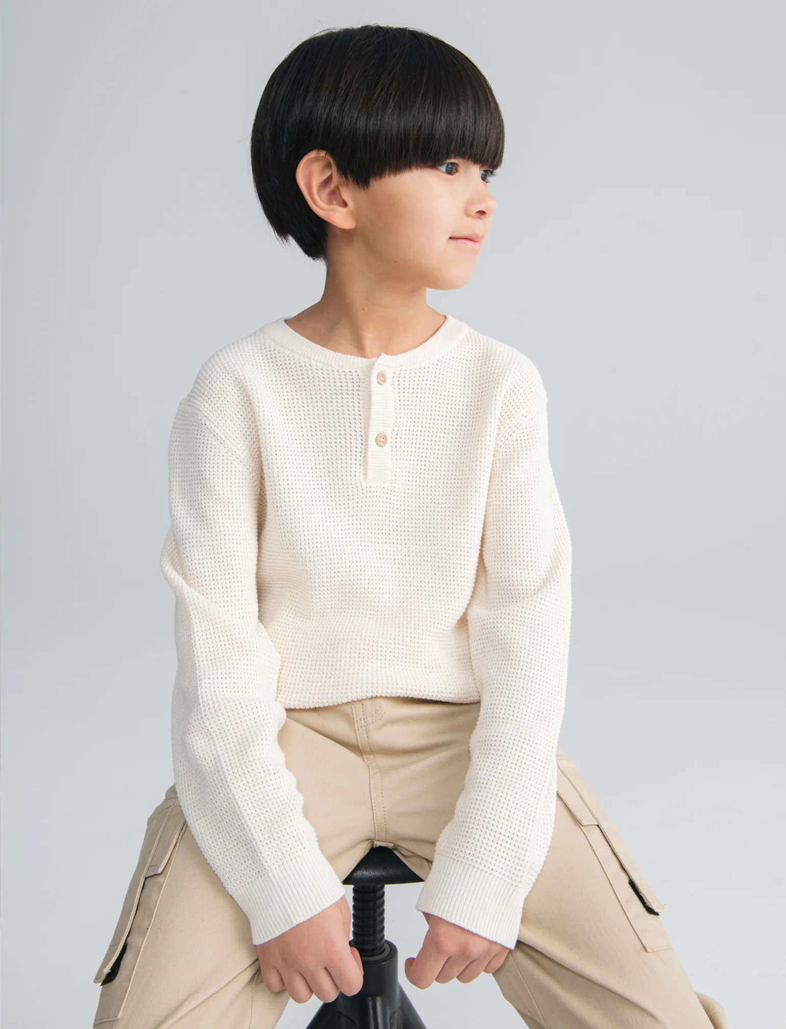 Maglia girocollo in cotone morbido e moderno - Beige - Image 4