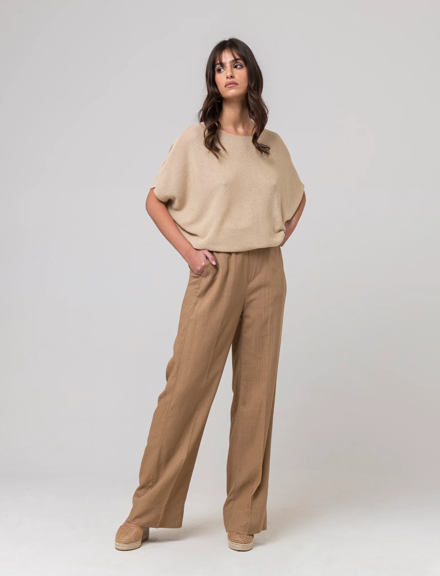 Maglia scollo a barca da donna - Beige - Image 3
