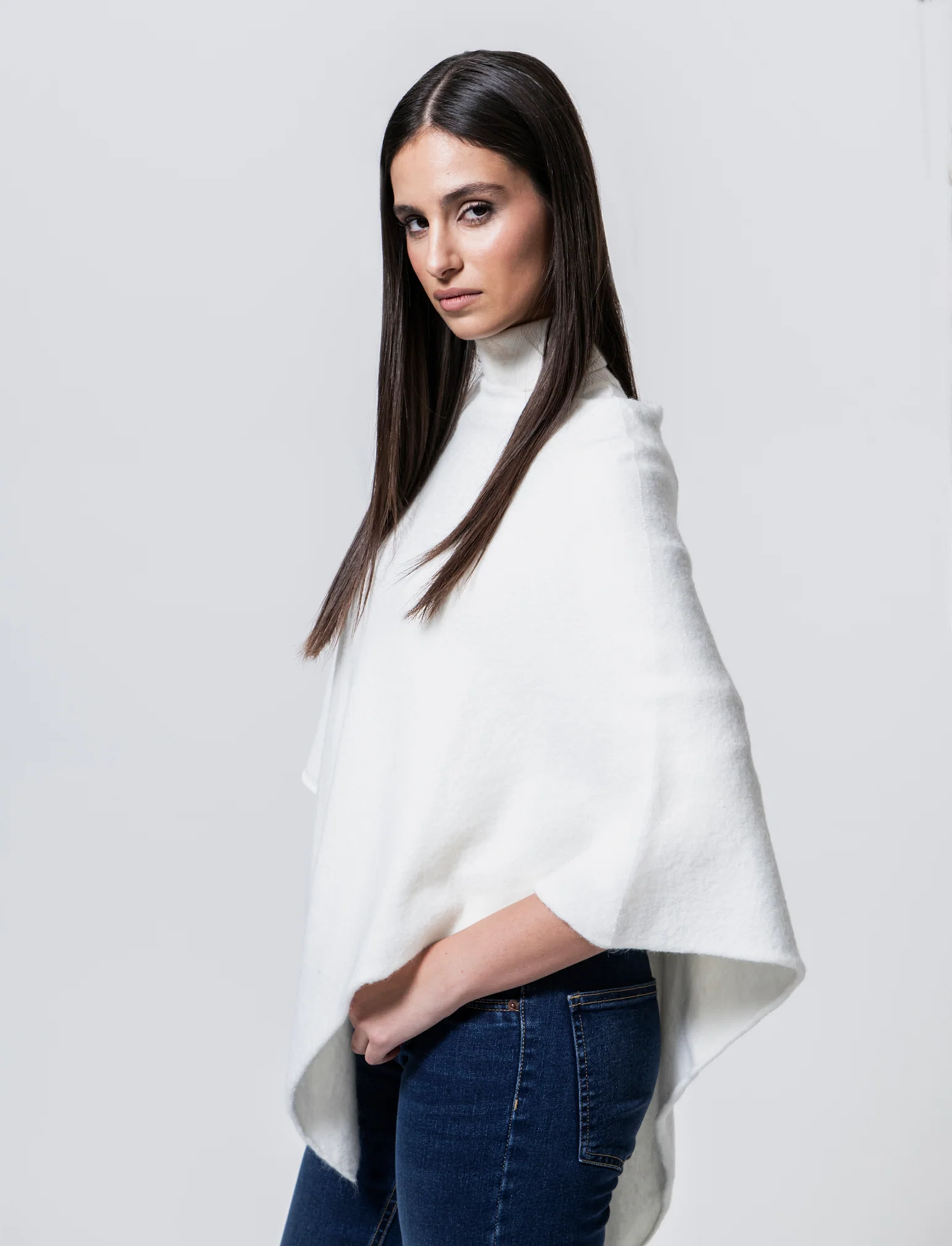 Mantella in maglia - Bianco latte - Image 4