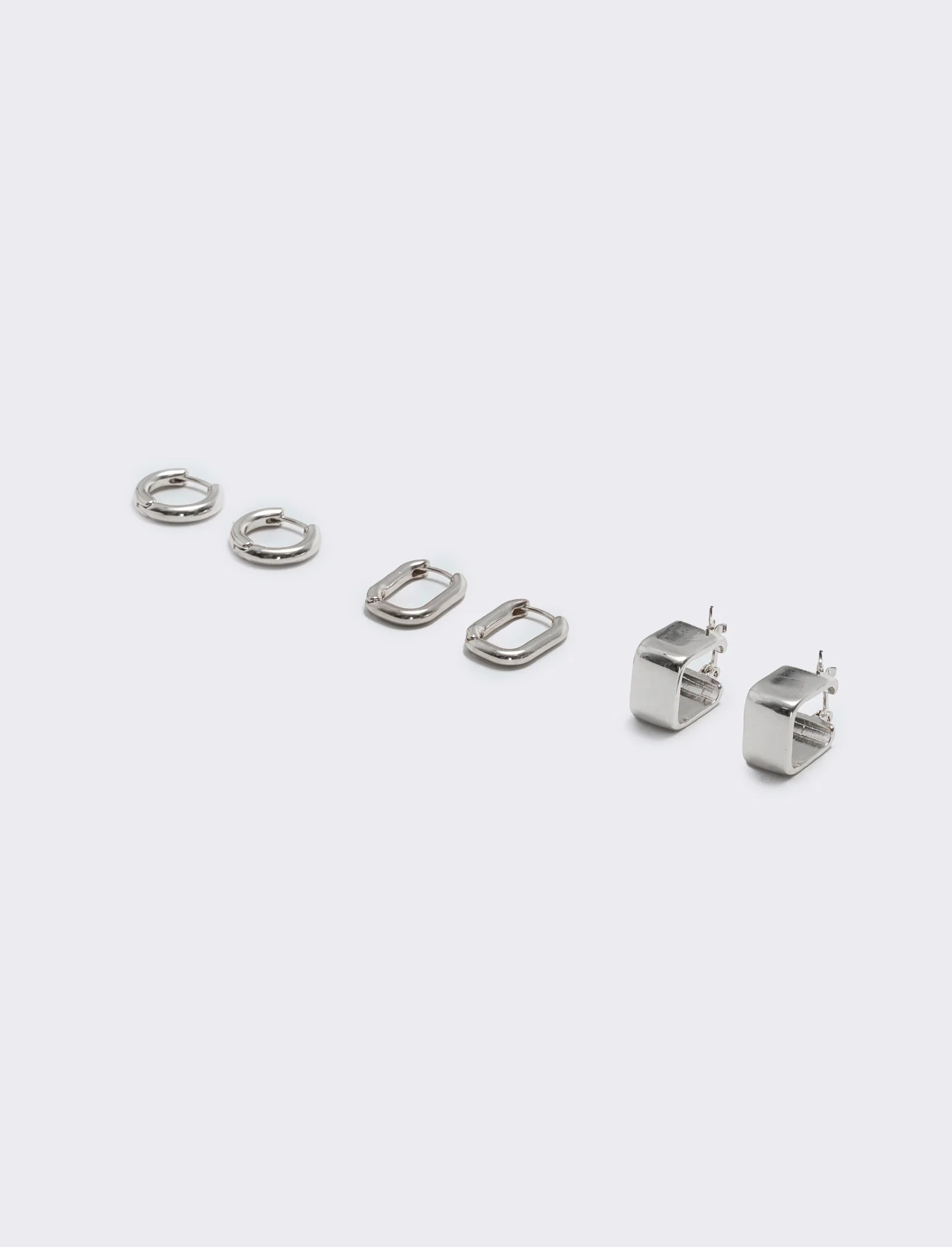 Orecchini cerchietti: 3 paia eleganti - Grigio - Image 2