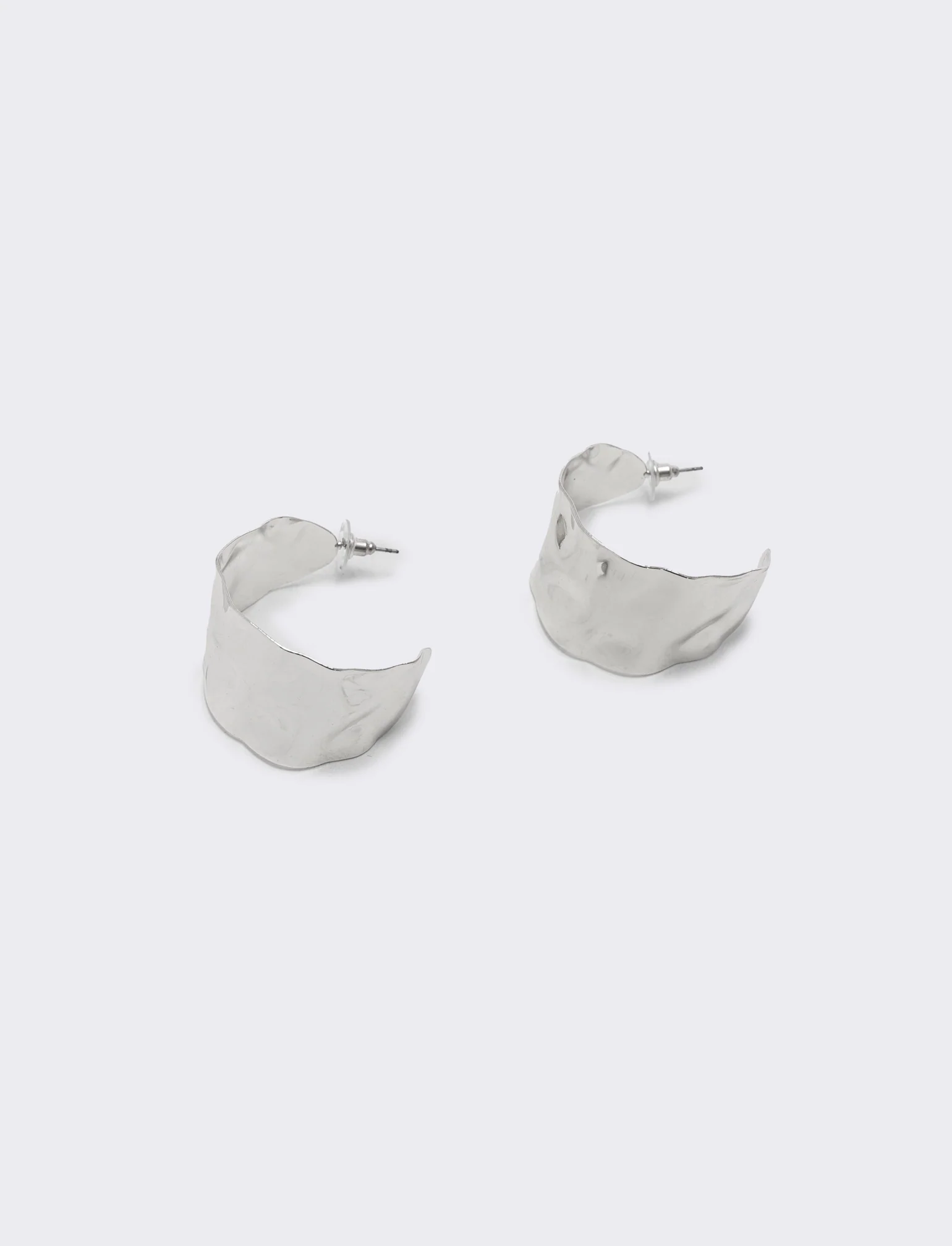Orecchini Martellati a Mezzo Cerchio - Grigio - Image 2