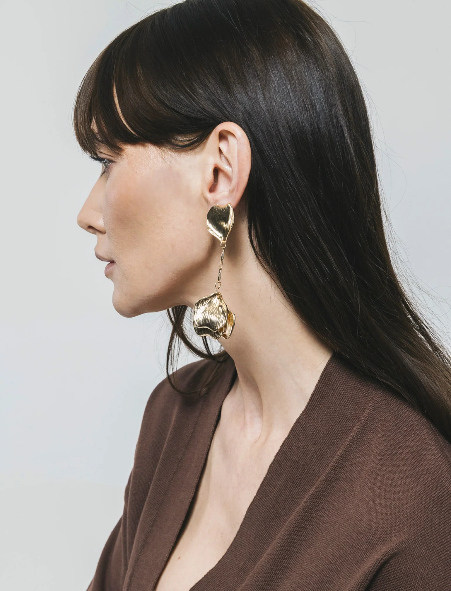 Orecchini pendenti a forma di petali - Oro - Image 3