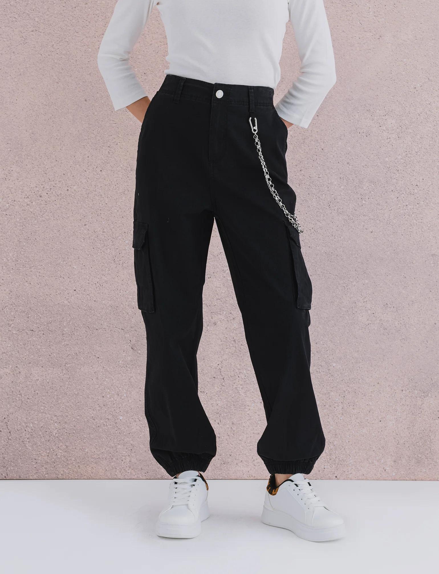 PANTALONE CARGO - Nero - Image 4