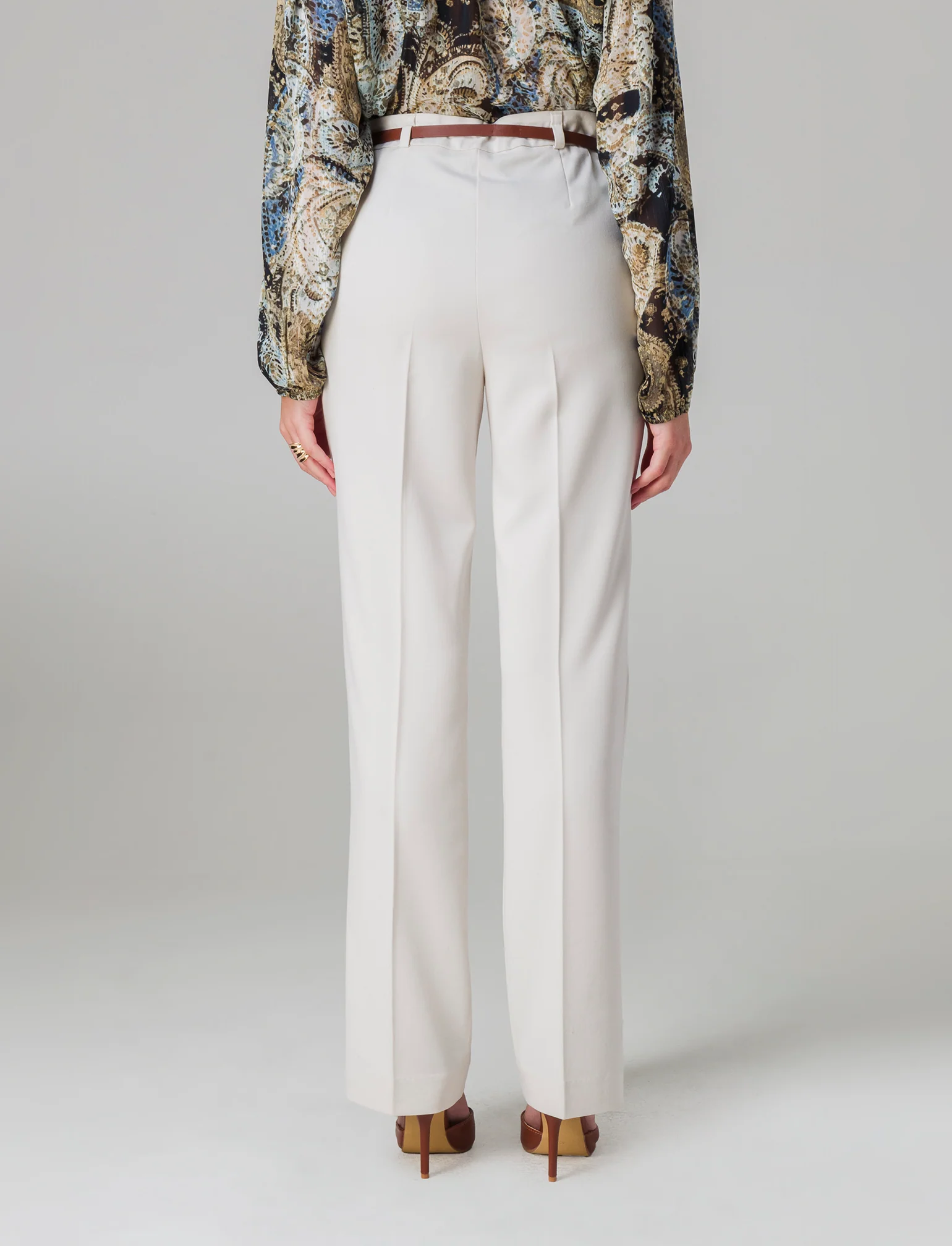 Pantalone con cintura da donna - Bianco panna - Image 2