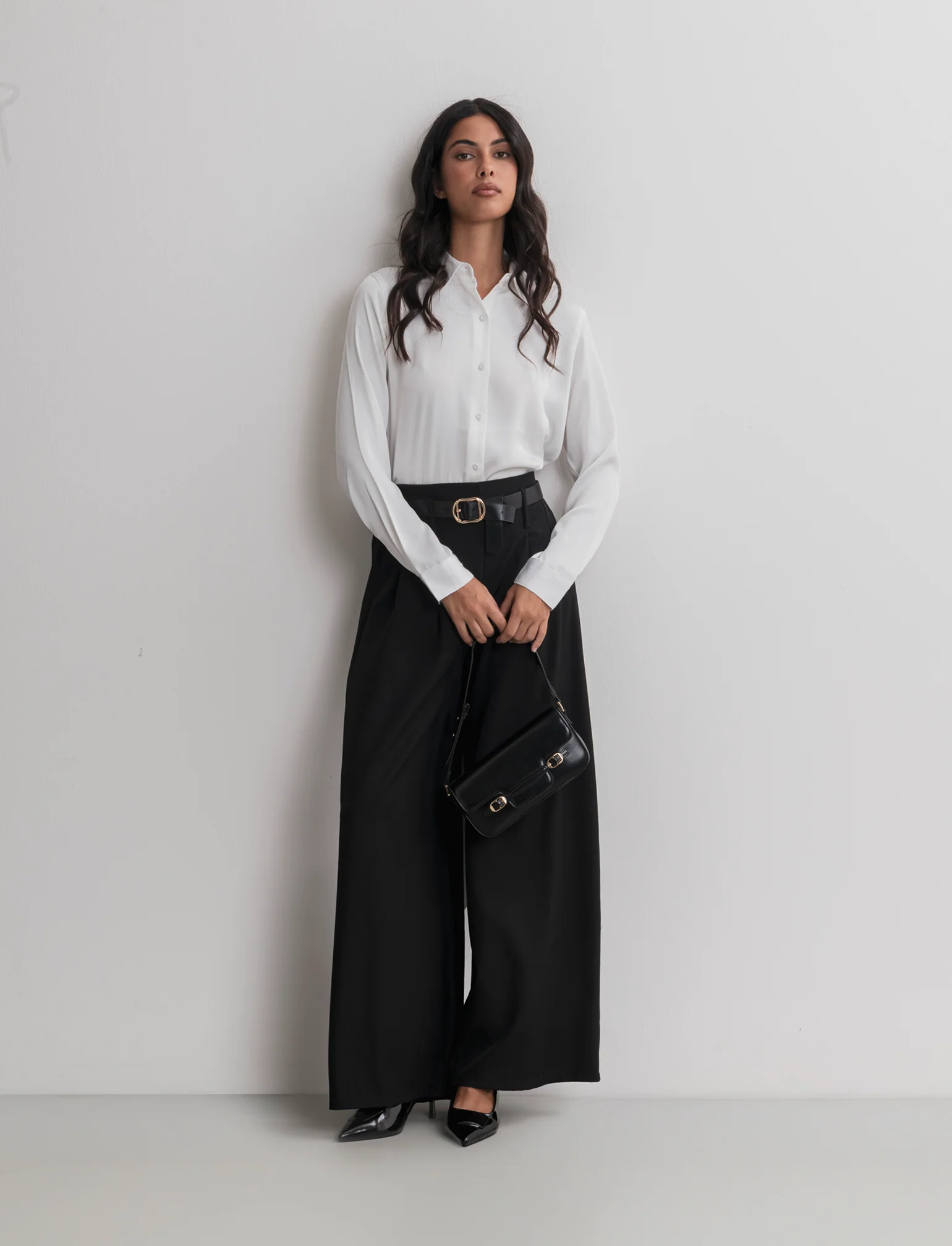 PANTALONE CON CINTURA - Nero - Image 3