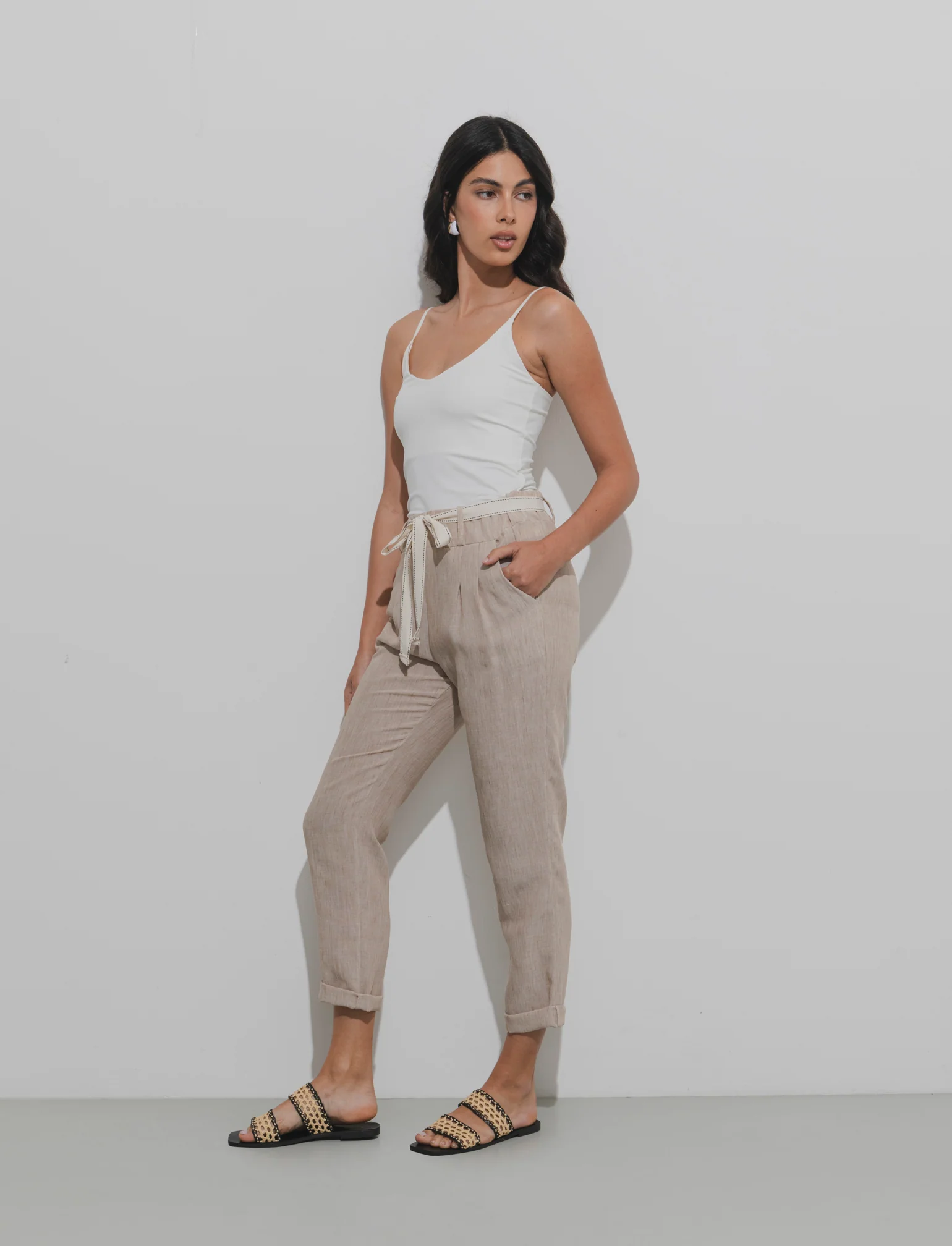 Pantalone con elastico in vita e cintura - Beige - Image 2