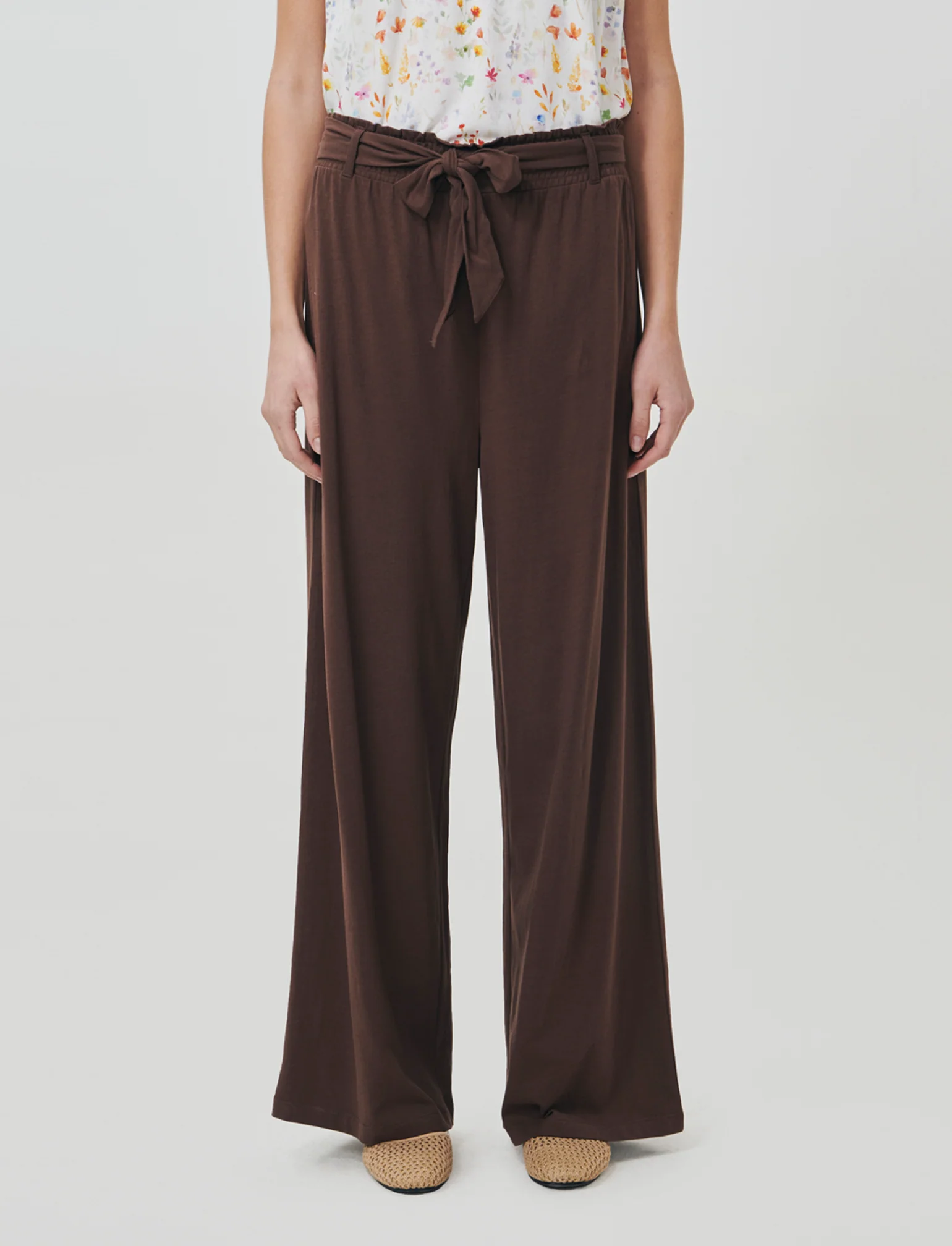 Pantalone con fusciacca e punto smock - Marrone cioccolato - Image 4