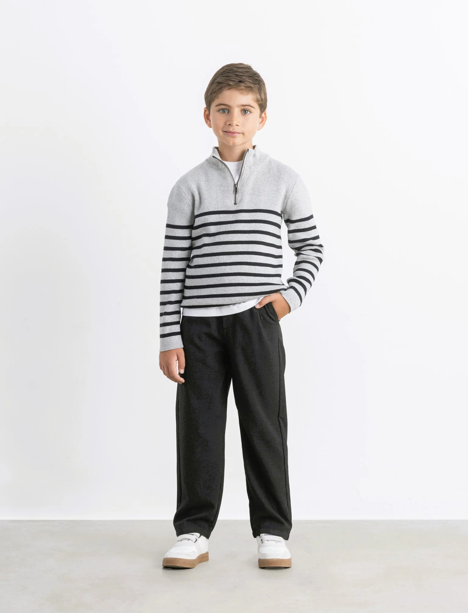 Pantalone con pence. - Grigio - Image 3