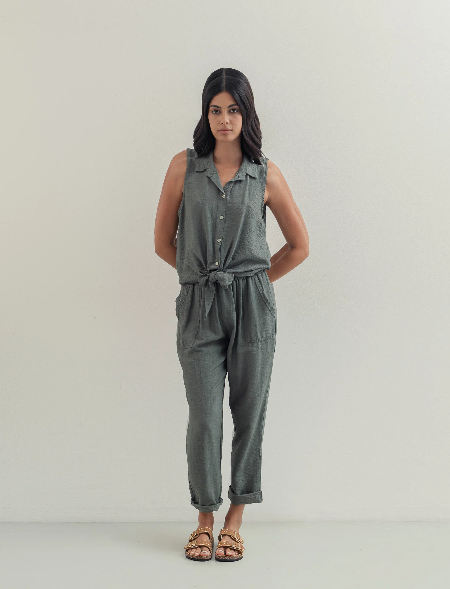 Pantalone con tasche a toppe ed elastico in vita - Ve.milit.