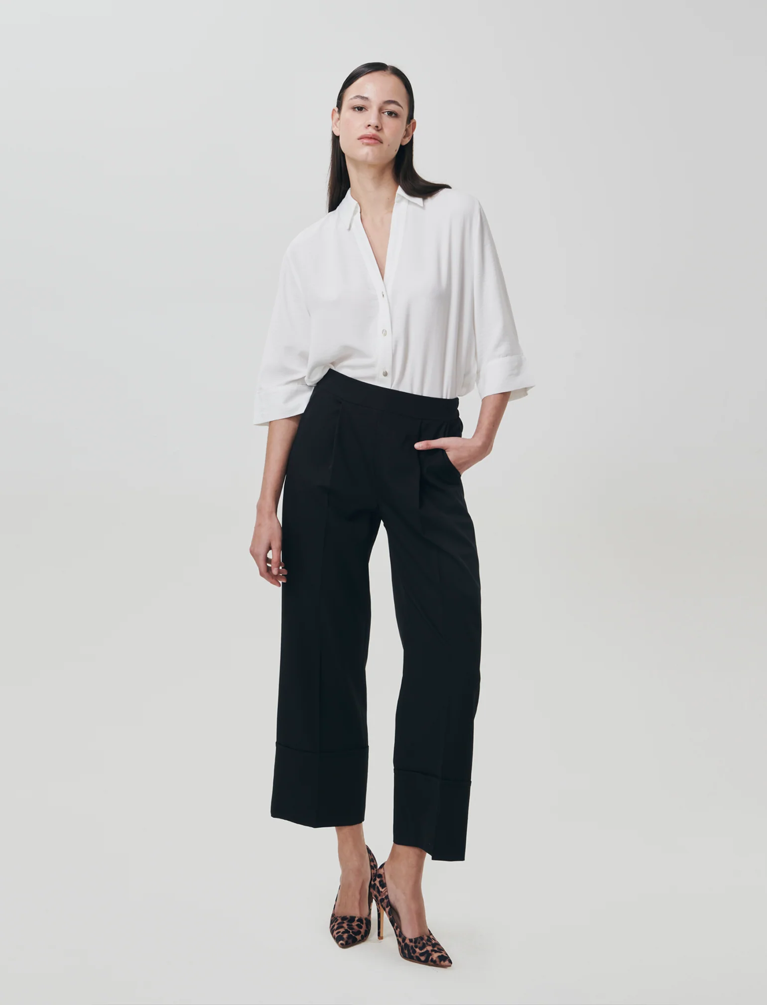 Pantalone Coulotte con Elastico e Risvolto - Nero - Image 3