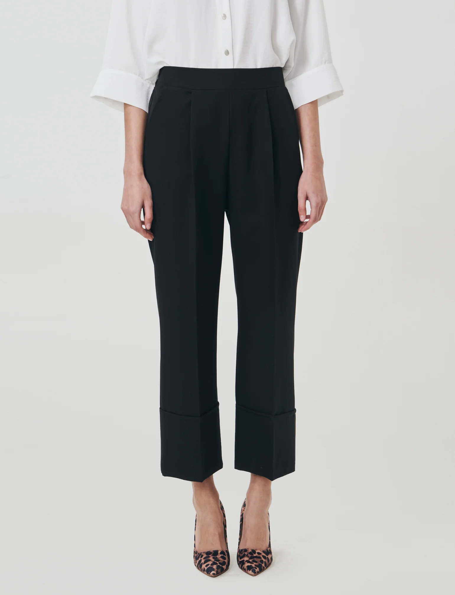 Pantalone Coulotte con Elastico e Risvolto - Nero - Image 4