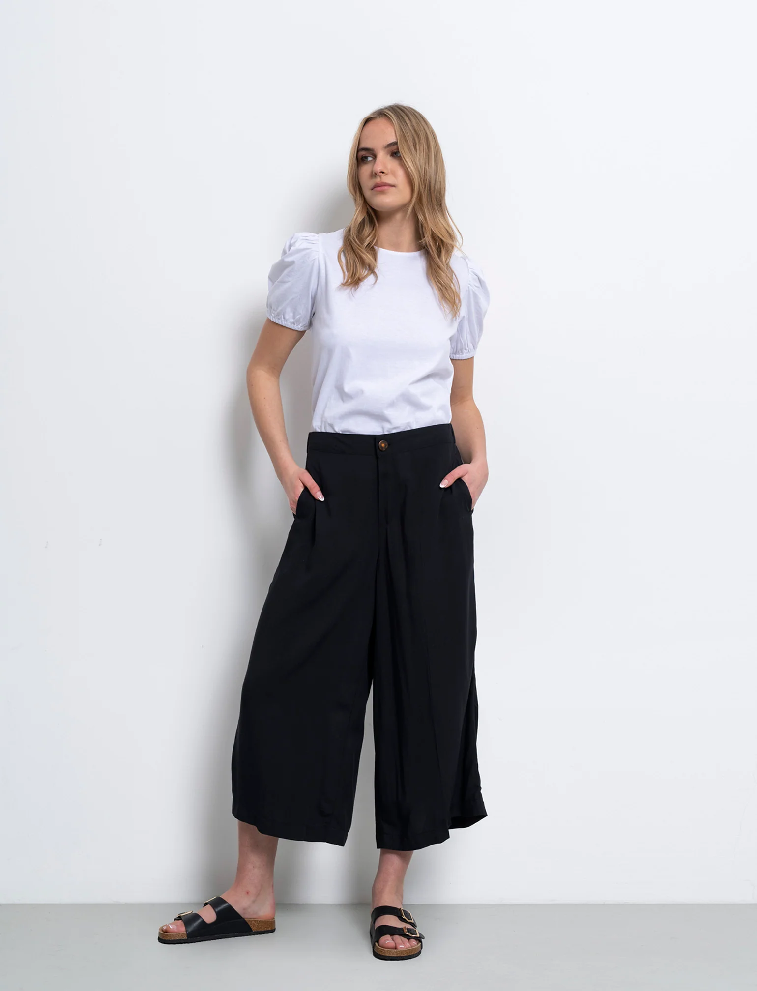 Pantalone coulotte da donna - Nero - Image 3
