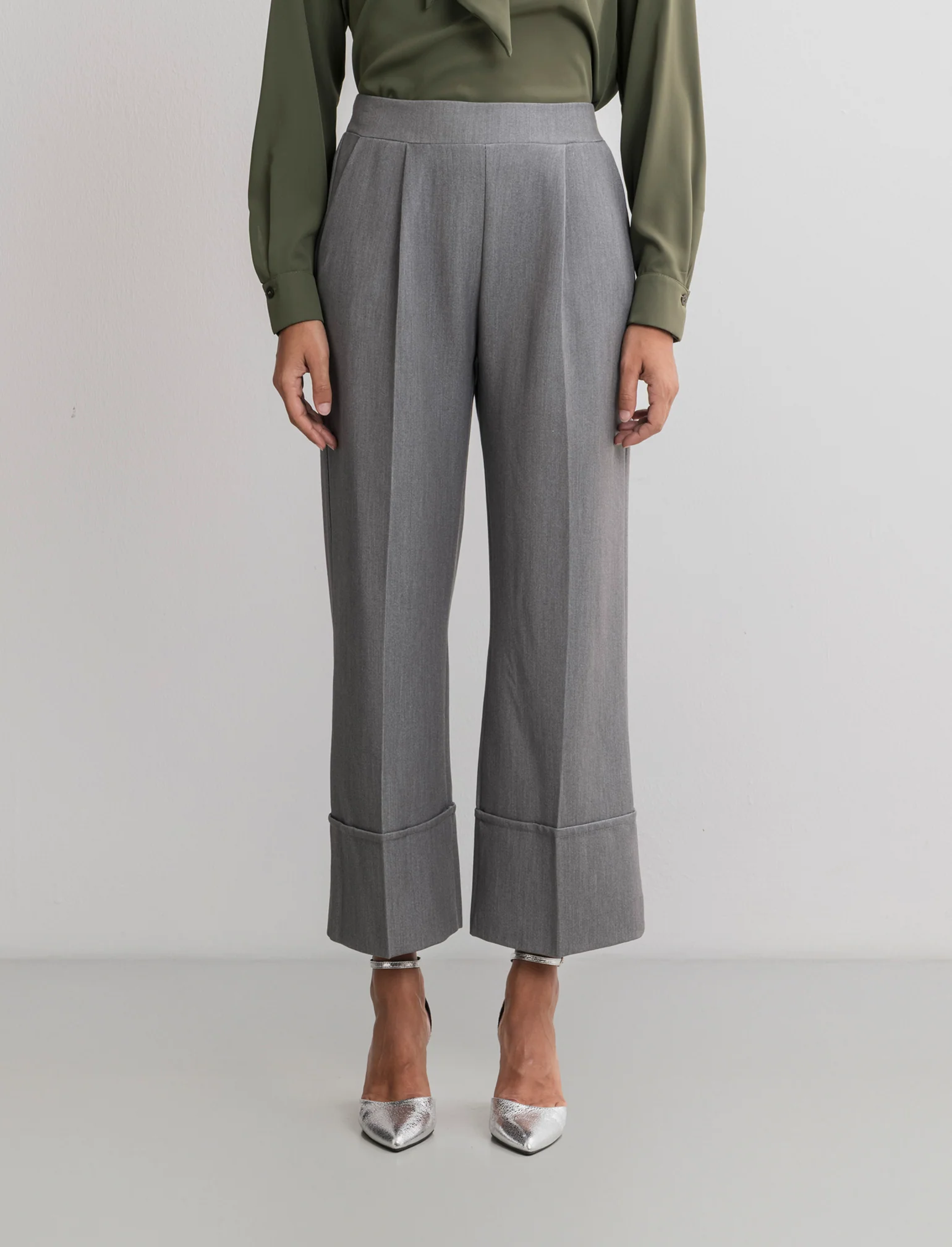 PANTALONE CROP CON RISVOLTO - Grigio mel. - Image 2
