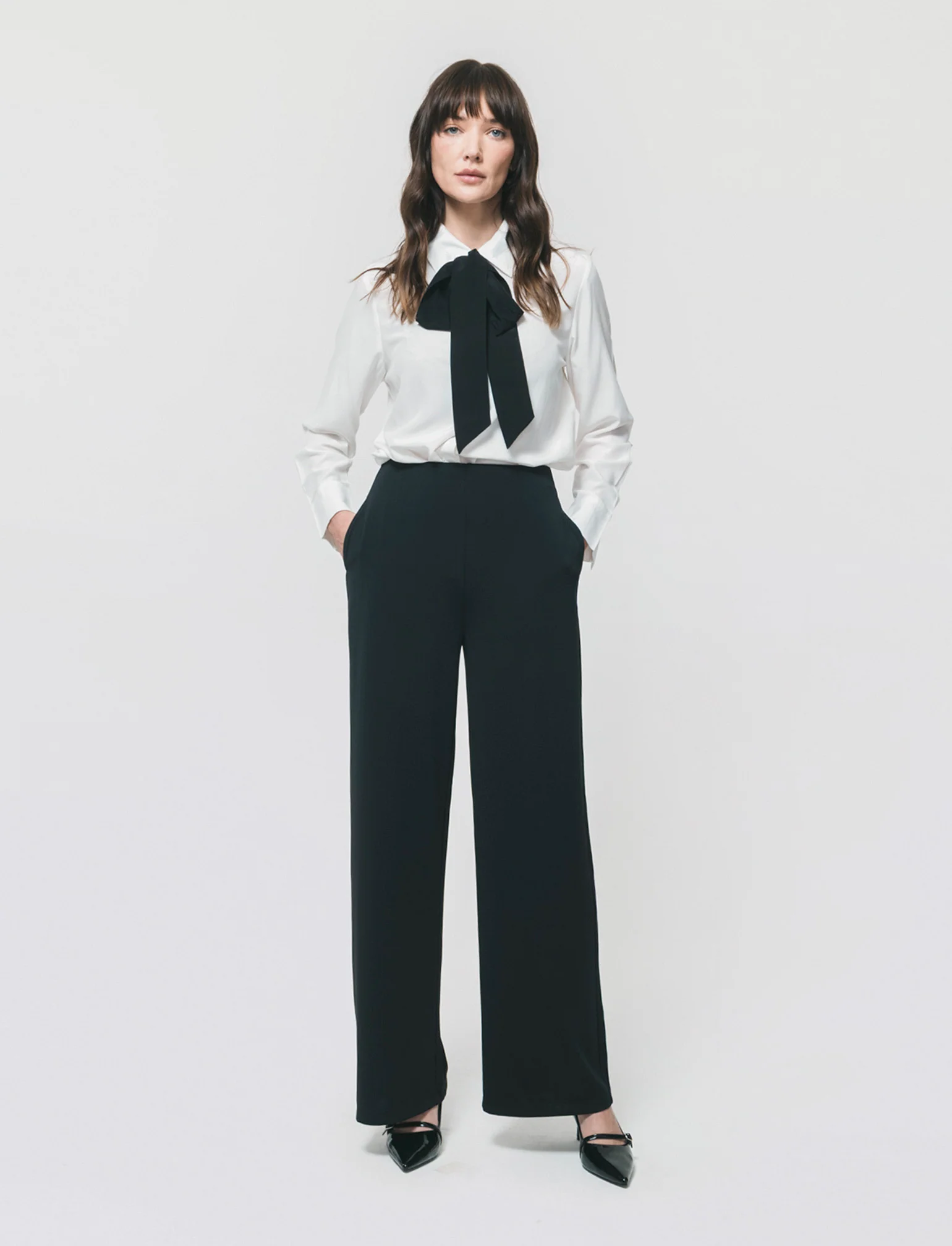 Pantalone Gamba Larga con Pinces - Nero - Image 4