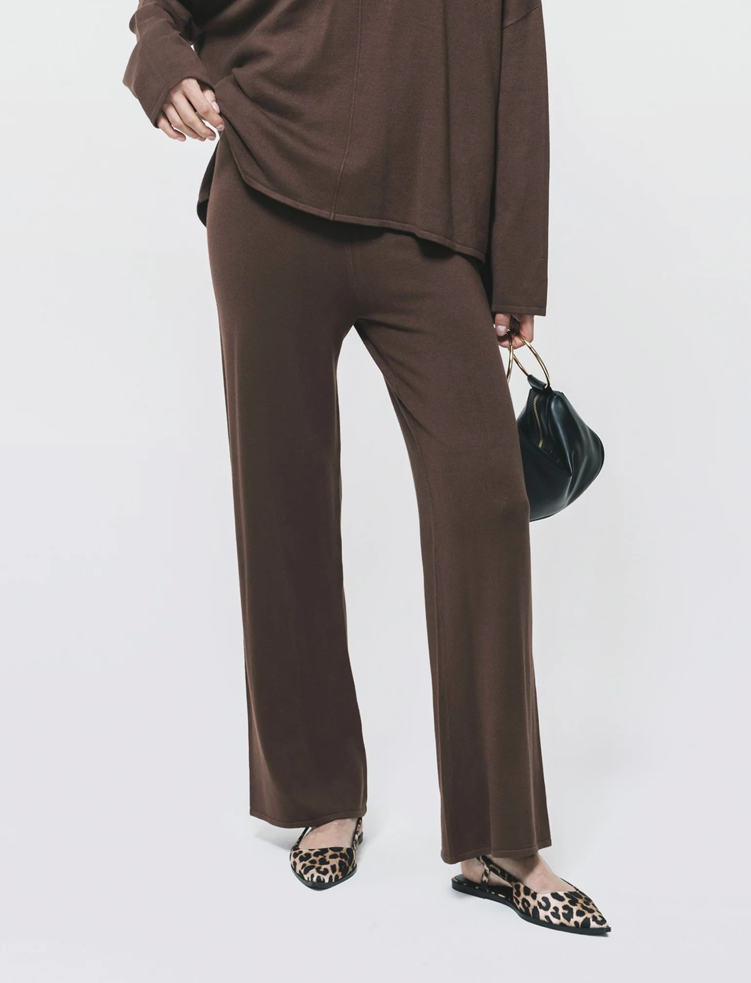 Pantalone in Maglia con Elastico Vita - Marrone - Image 3