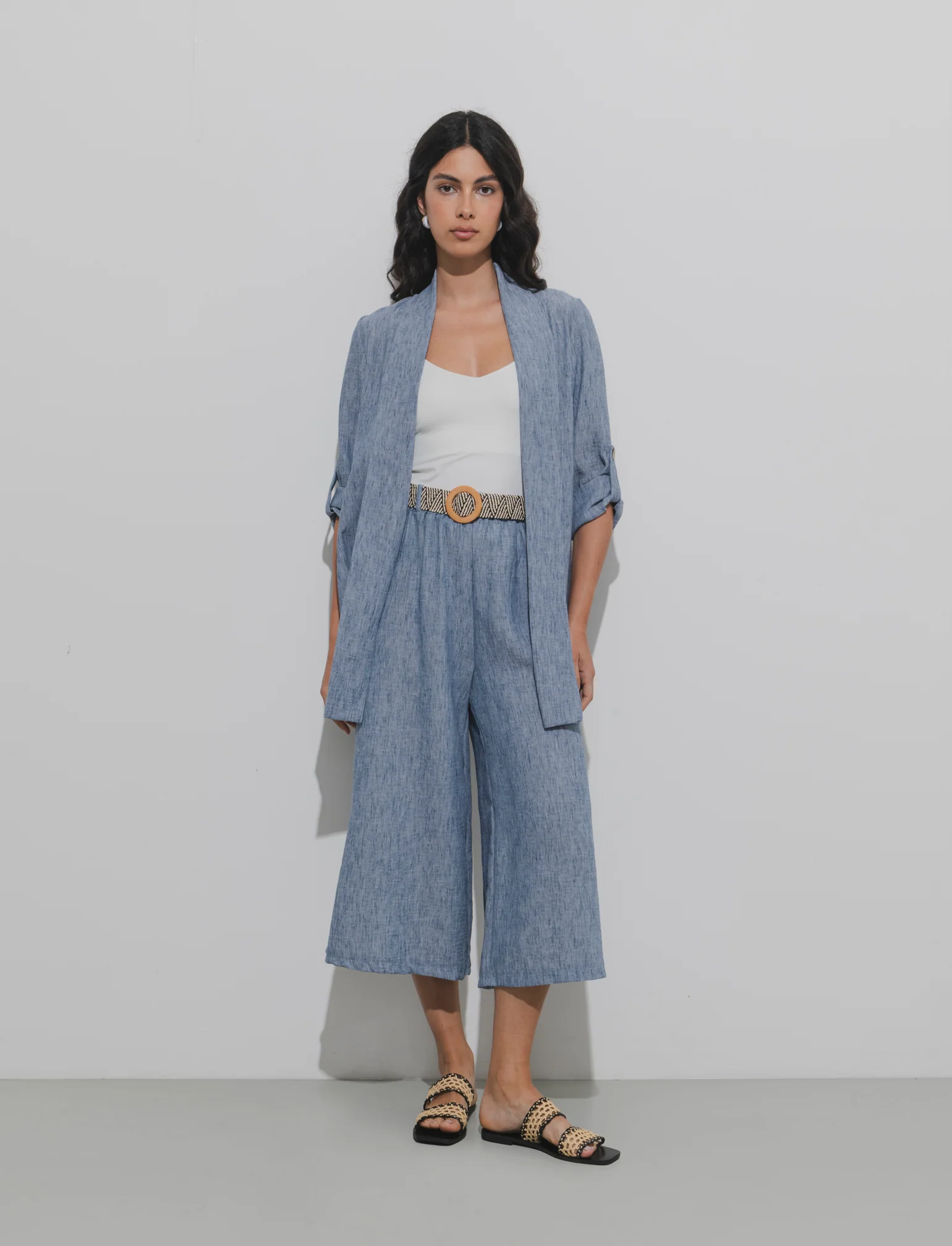 Pantalone largo con cintura - Denim - Image 3