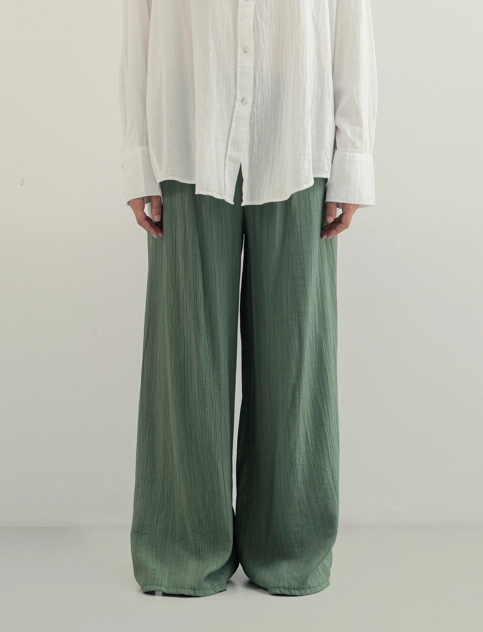 Pantalone largo con coulisse sottile - Ve.milit. - Image 2