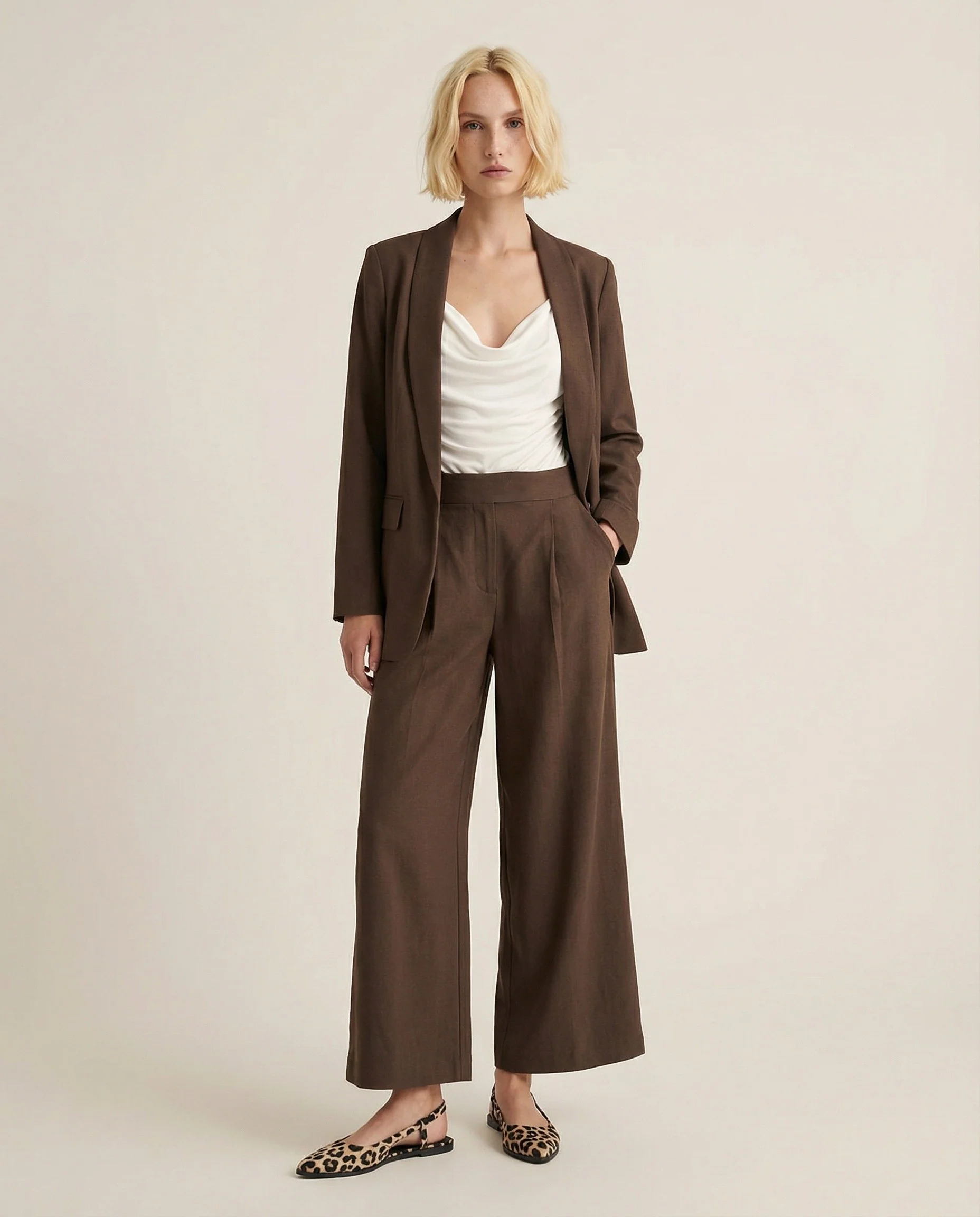 Pantalone over con pieghe ed elastico - Moro - Image 3