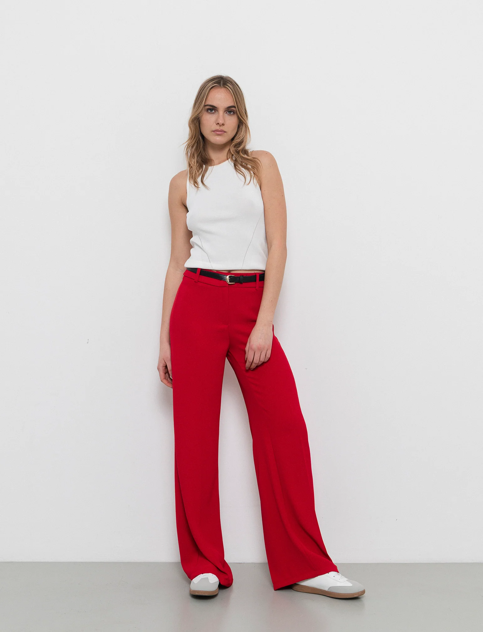 Pantalone palazzo con cintura - Rosso - Image 3