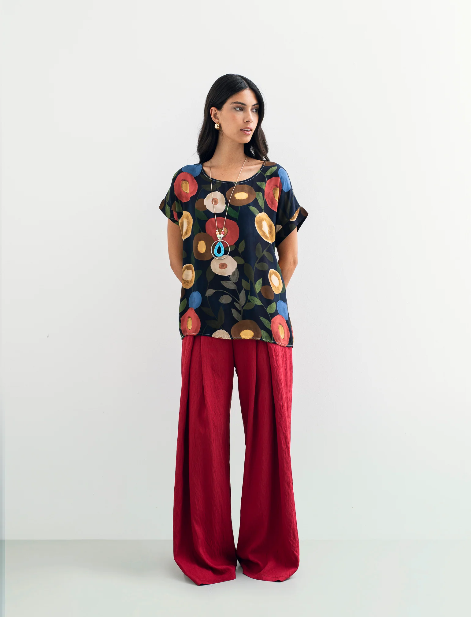 Pantalone palazzo con pences - Rosso - Image 3