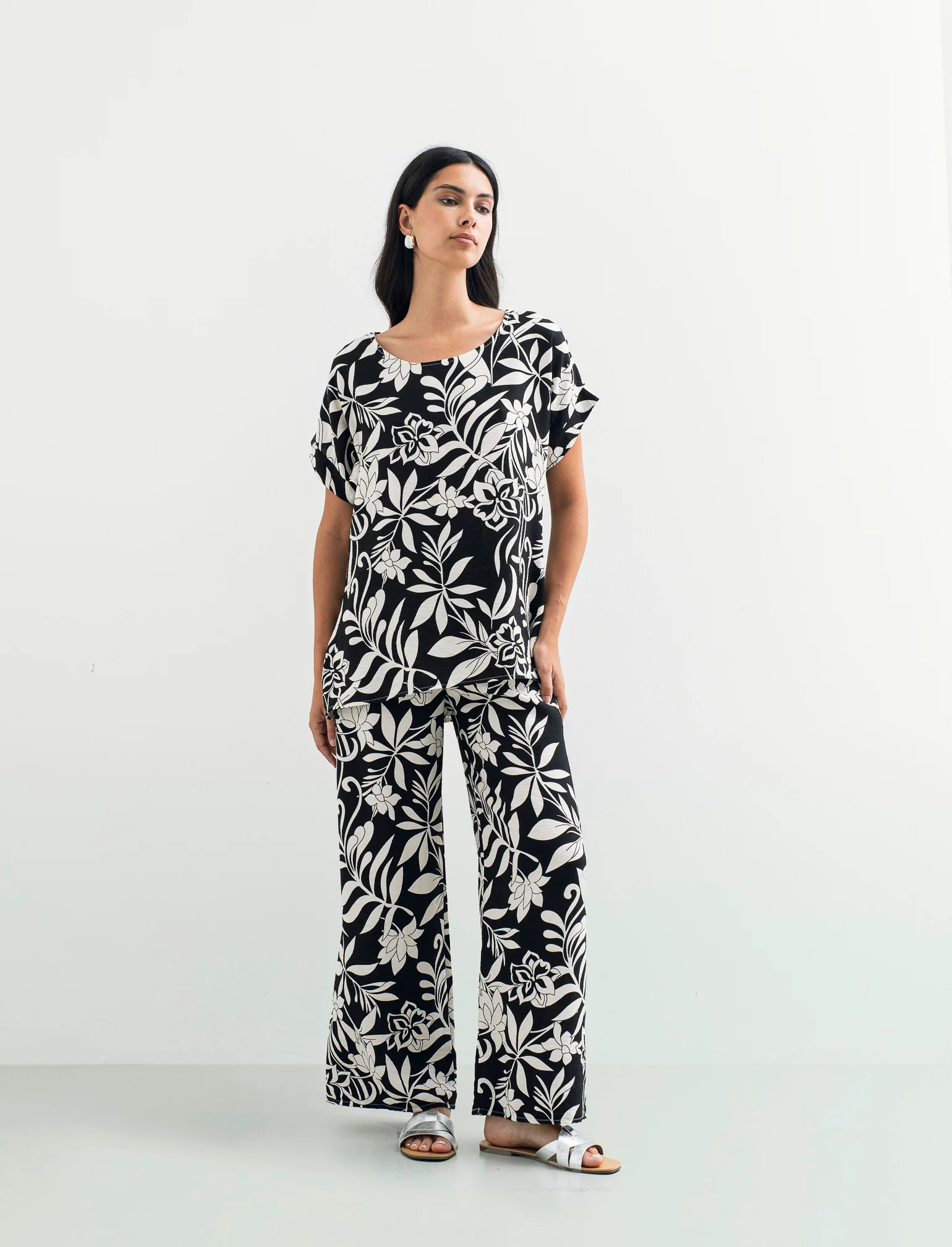 Pantalone palazzo stampato - Fiorato - Image 2