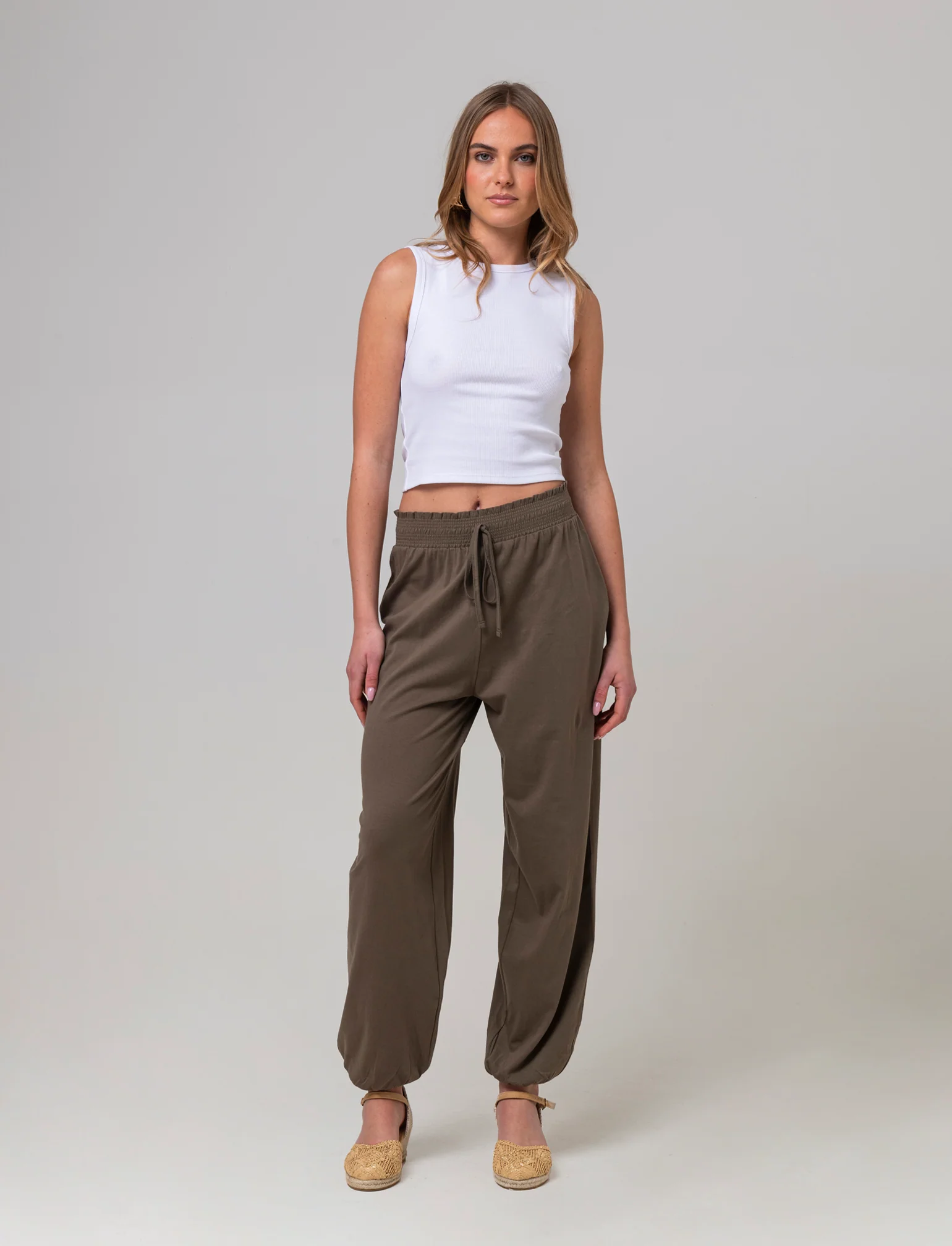 Pantalone stile odalisca da donna - Verde salvia - Image 3