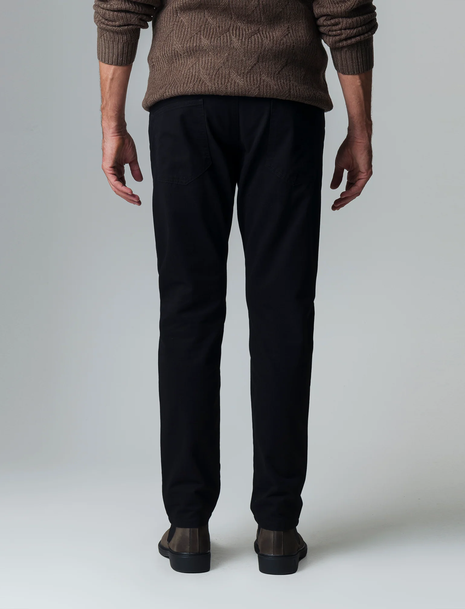 Pantaloni basic 5 tasche regular fit da uomo - Nero - Image 2